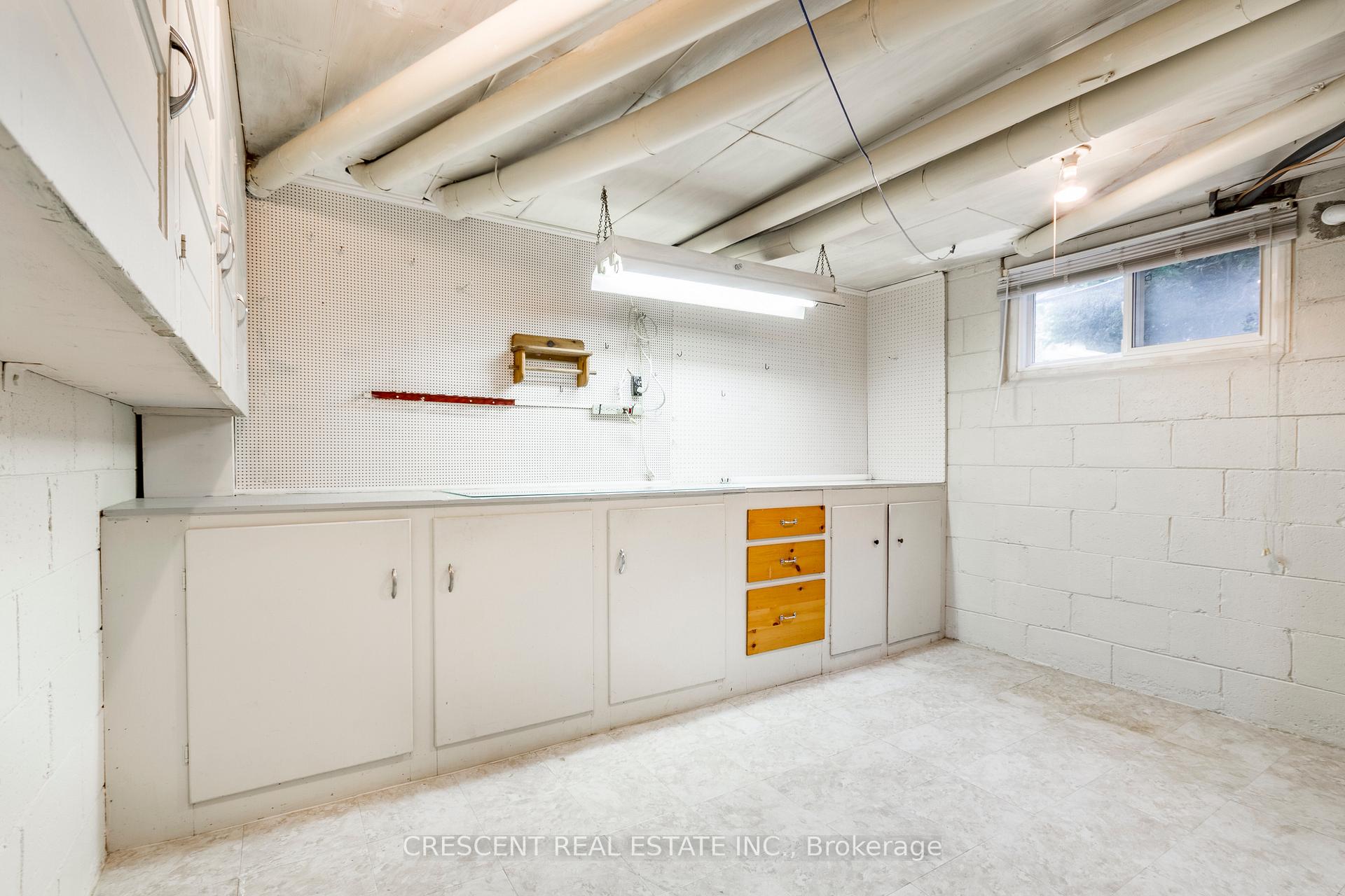 Photo 10 of Unit LOWER, 14 Claymore Drive, Etobicoke, Stonegate-Queensway — HOMEH