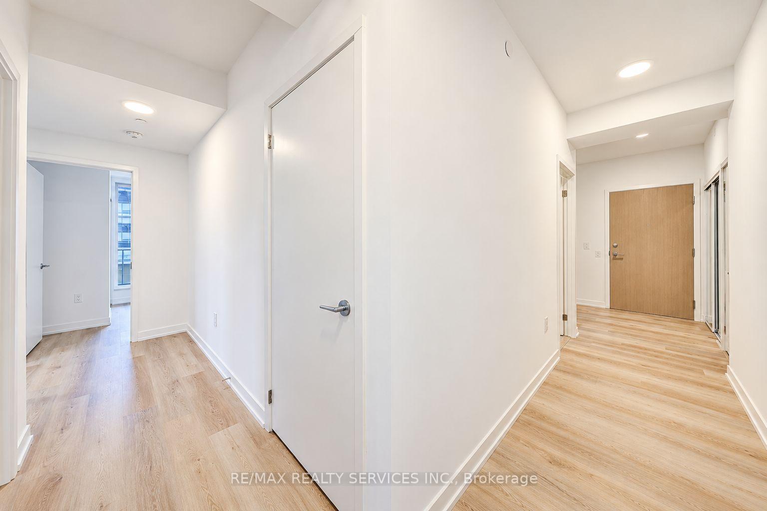 Photo 5 of Unit 2408, 395 Square One Drive, Mississauga, City Centre — HOMEH