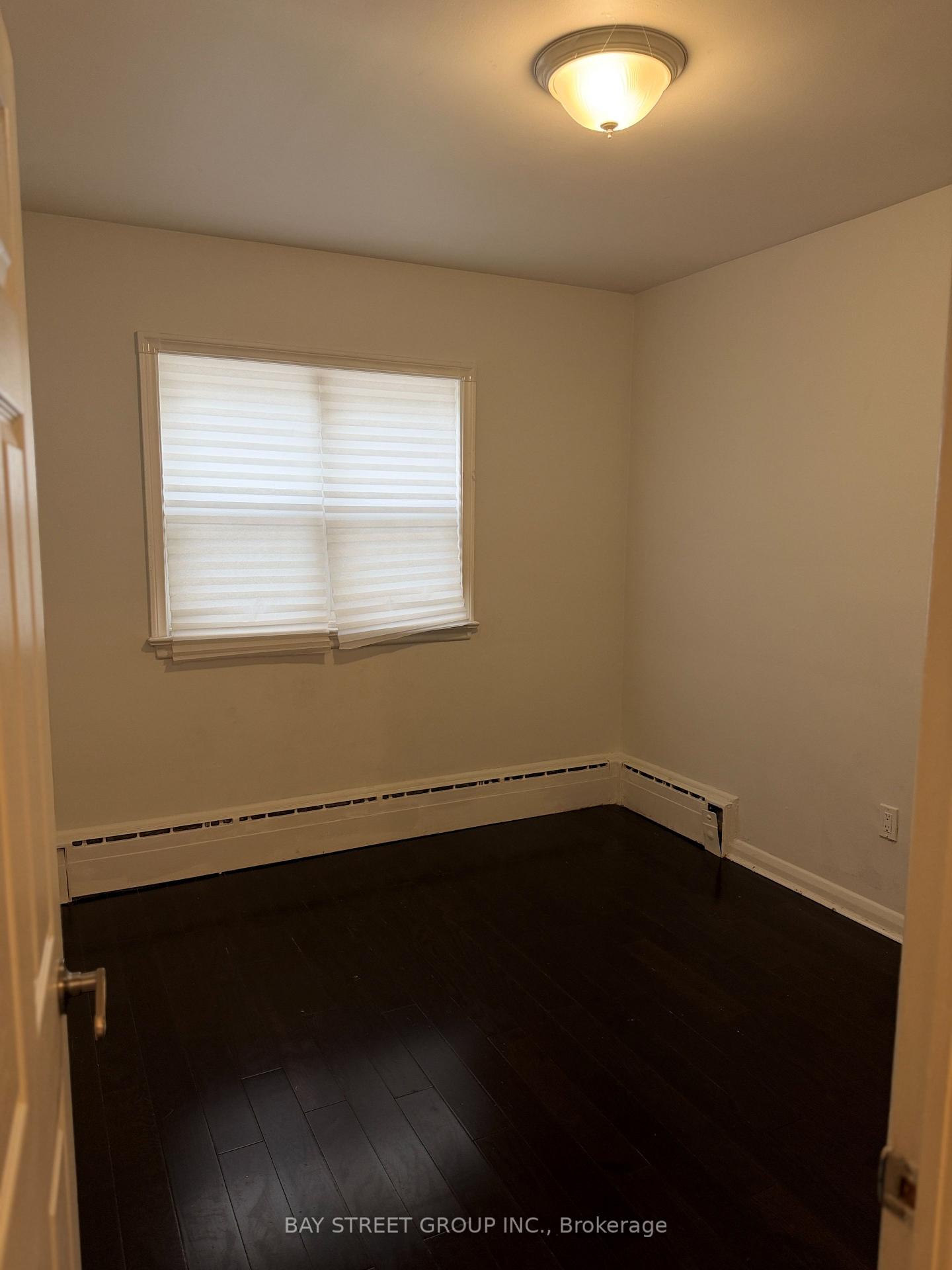 Photo 10 of Unit Main Floor, 2 Rowley Avenue, Toronto, Mount Pleasant East — HOMEH