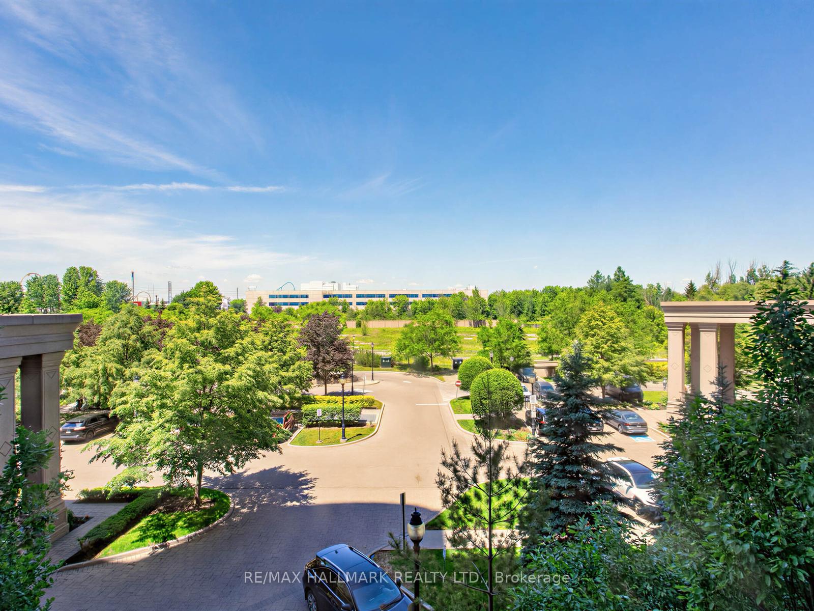Photo 19 of Unit 303, 9245 Jane Street, Vaughan, Maple — HOMEH
