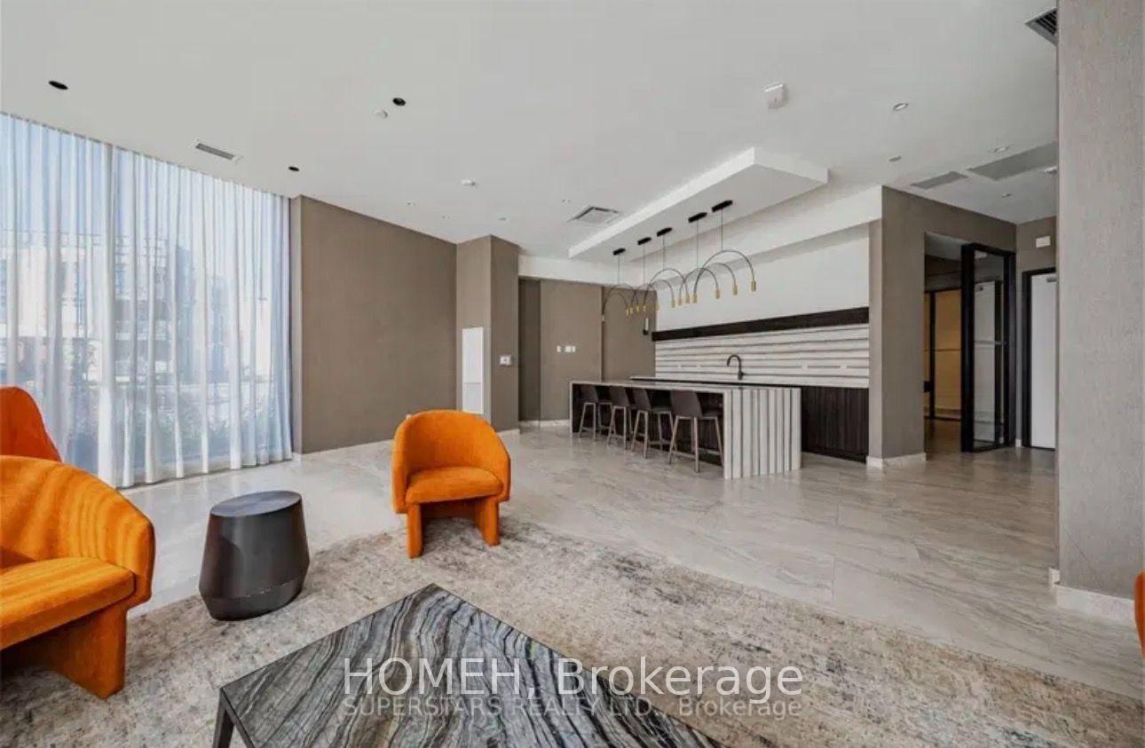 Photo 26 of Unit 224, 2 David Eyer Road, Richmond Hill, Rural Richmond Hill — HOMEH
