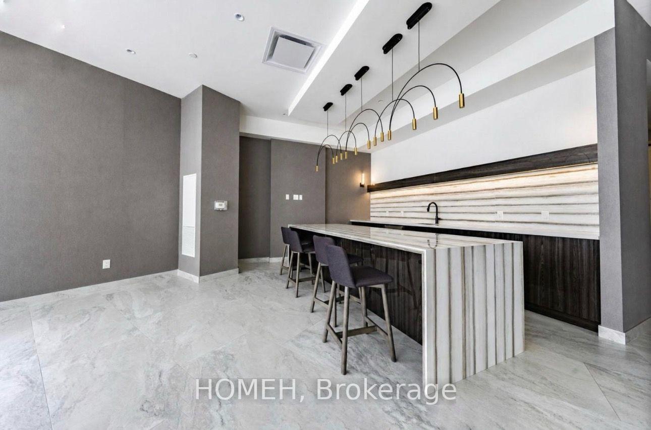 Photo 27 of Unit 224, 2 David Eyer Road, Richmond Hill, Rural Richmond Hill — HOMEH