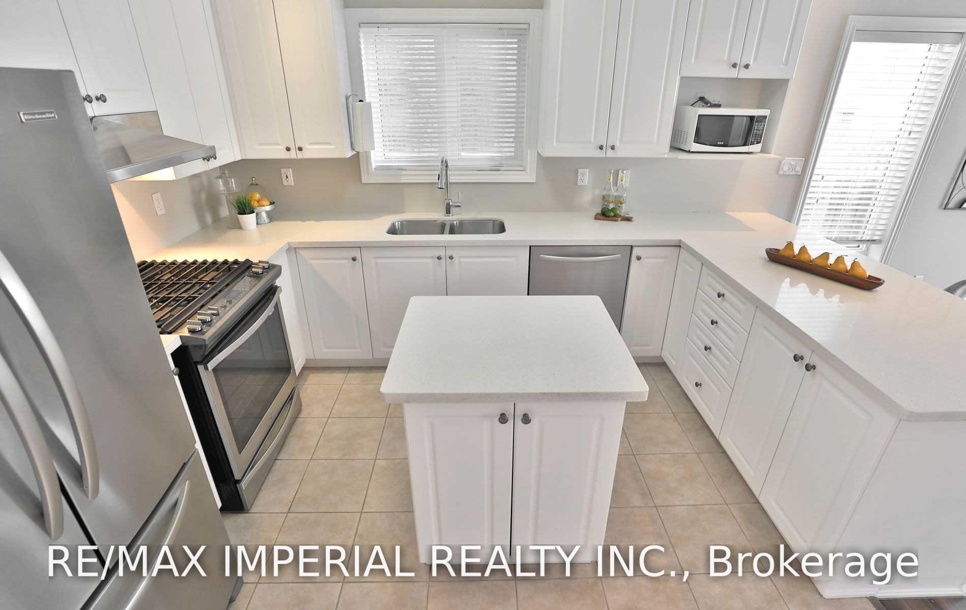 Photo 7 of 1233 Agram Drive, Oakville, Joshua Creek — HOMEH