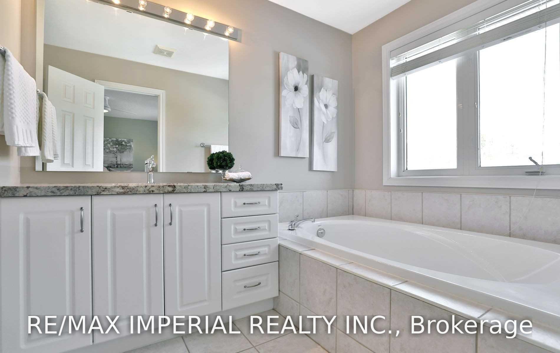 Photo 9 of 1233 Agram Drive, Oakville, Joshua Creek — HOMEH