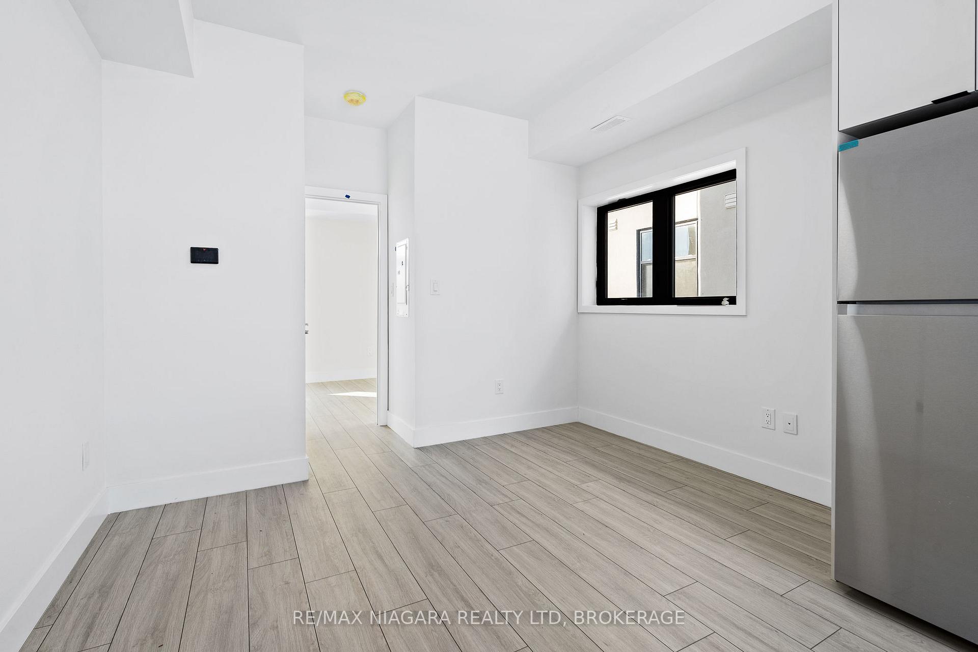 Photo 8 of Unit 209, 7277 Wilson Crescent, Niagara Falls, Oldfield — HOMEH