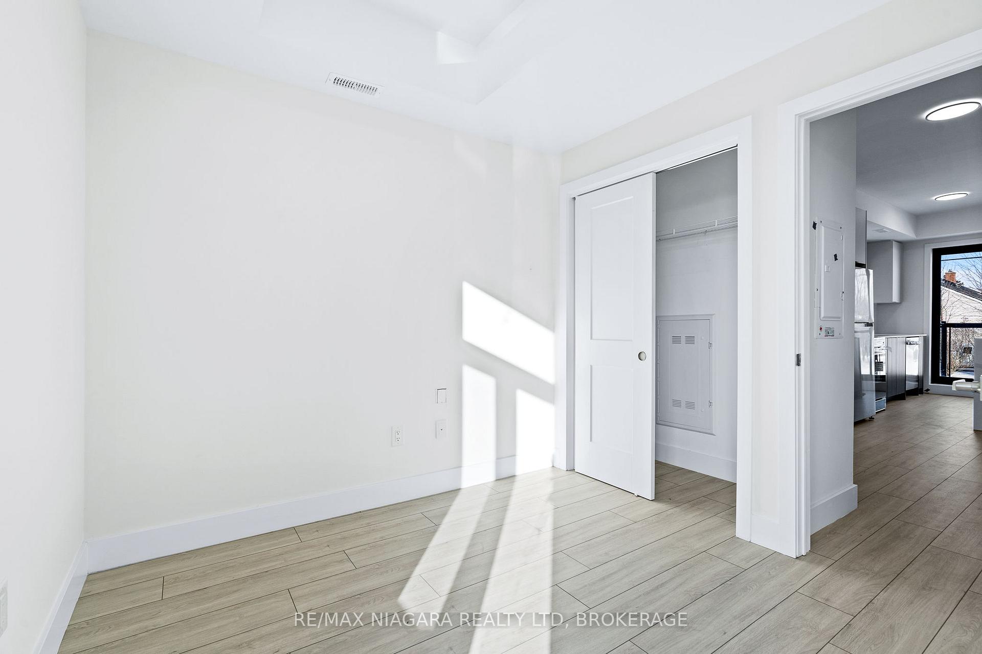 Photo 11 of Unit 209, 7277 Wilson Crescent, Niagara Falls, Oldfield — HOMEH