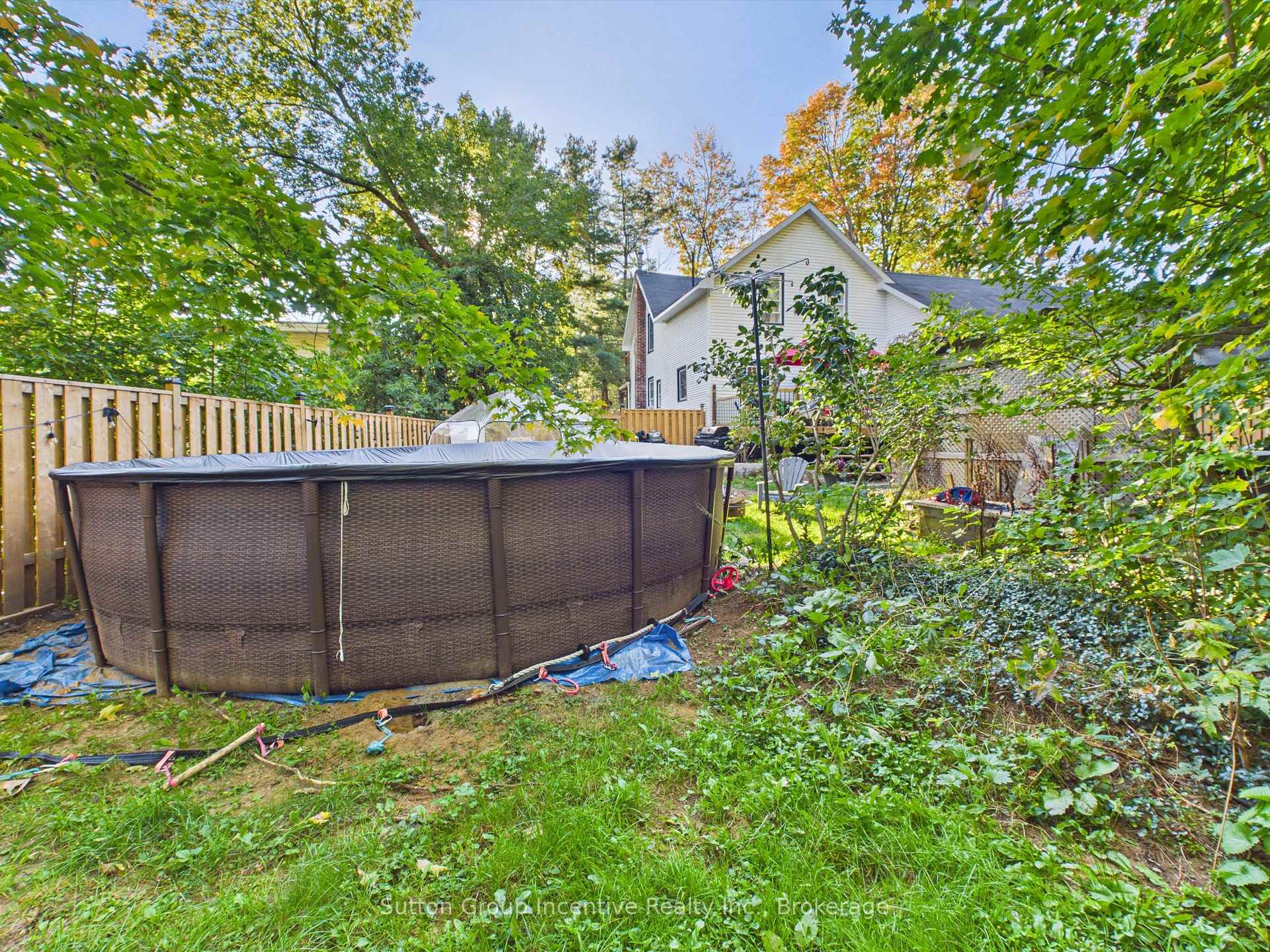 Photo 15 of 57 woodward Street, Bracebridge — HOMEH