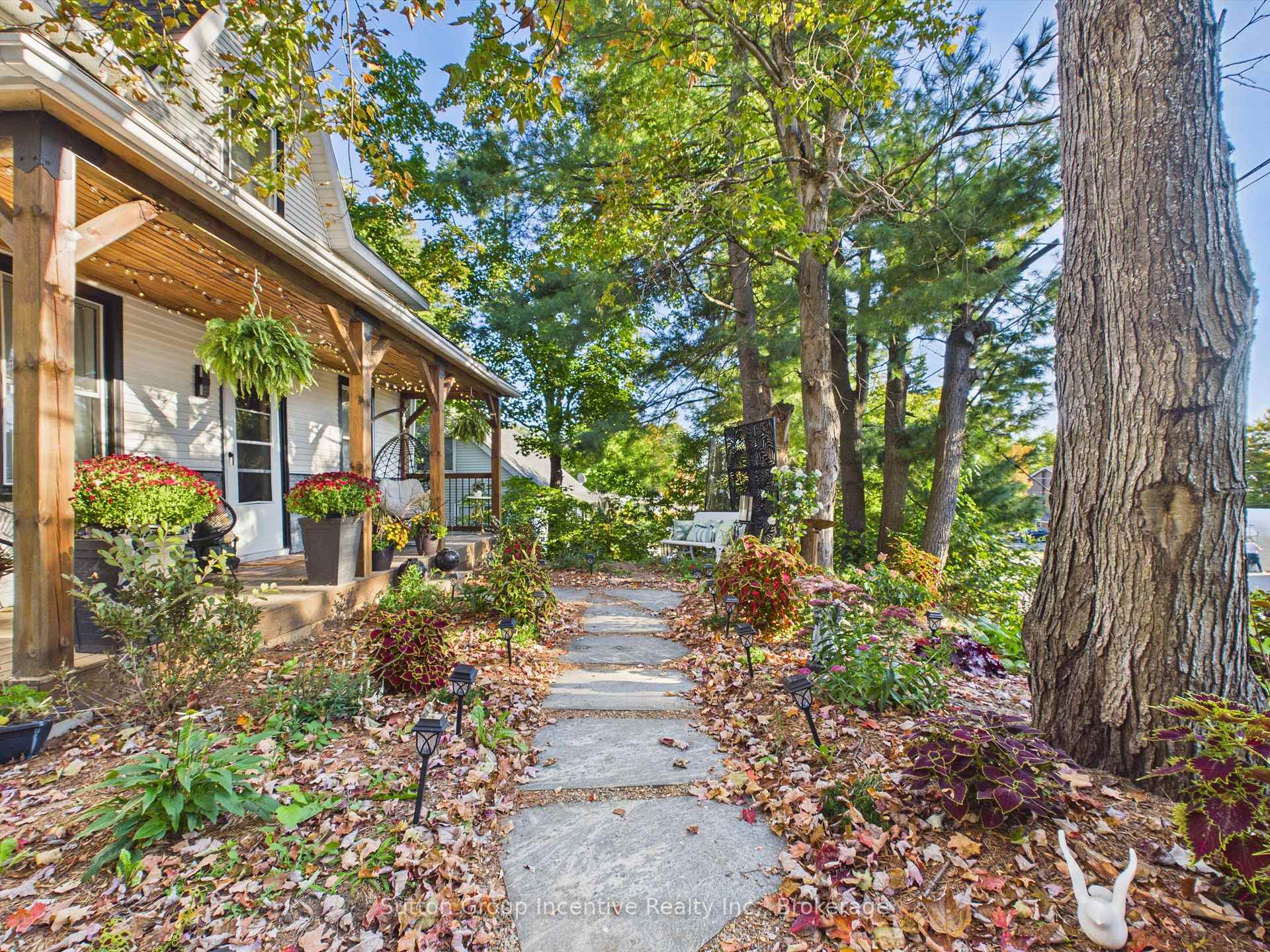 Photo 42 of 57 woodward Street, Bracebridge — HOMEH