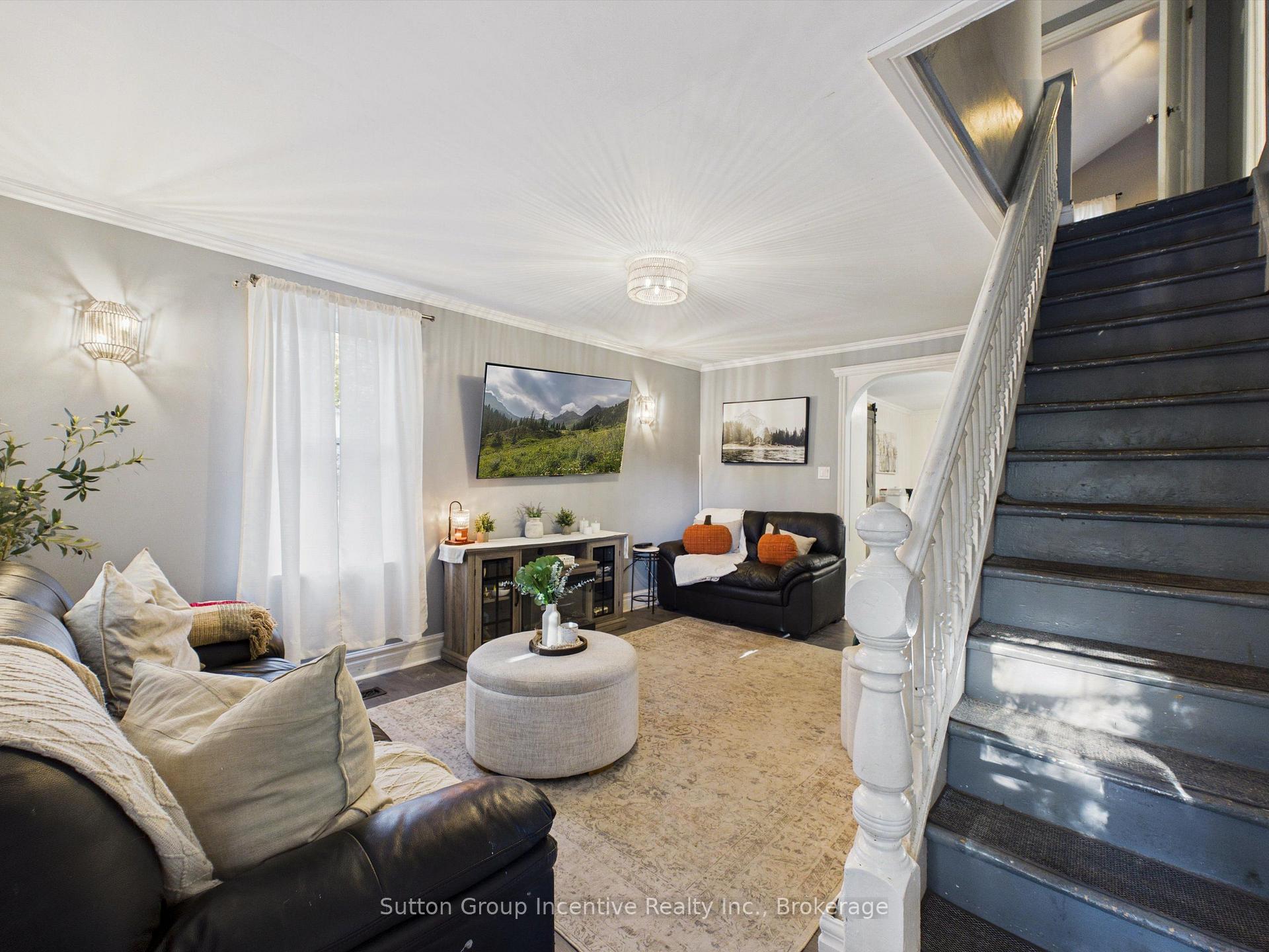 Photo 28 of 57 woodward Street, Bracebridge — HOMEH