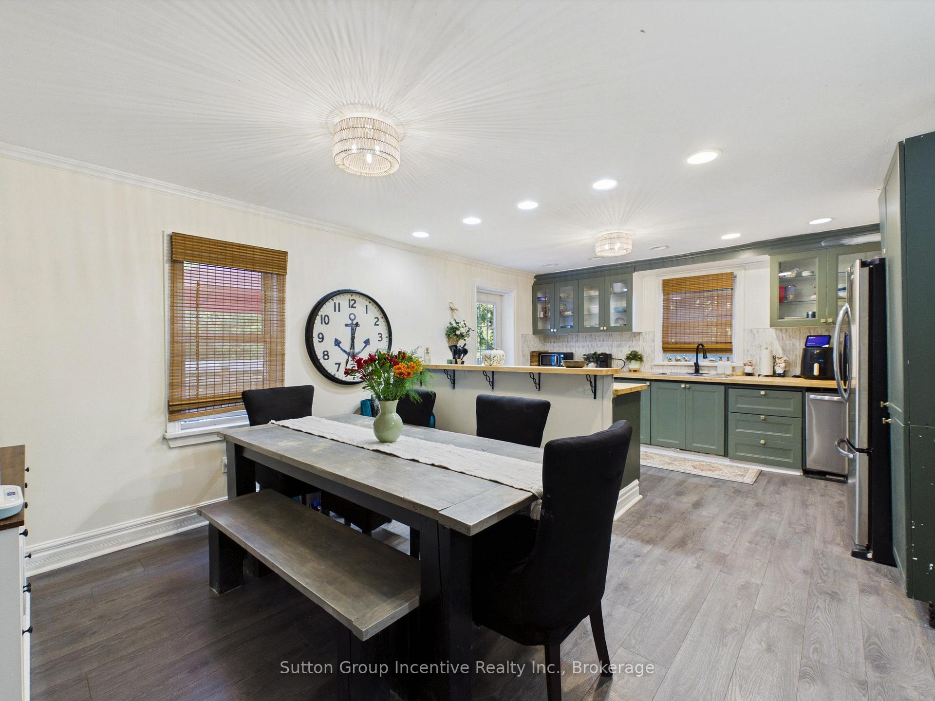 Photo 9 of 57 woodward Street, Bracebridge — HOMEH