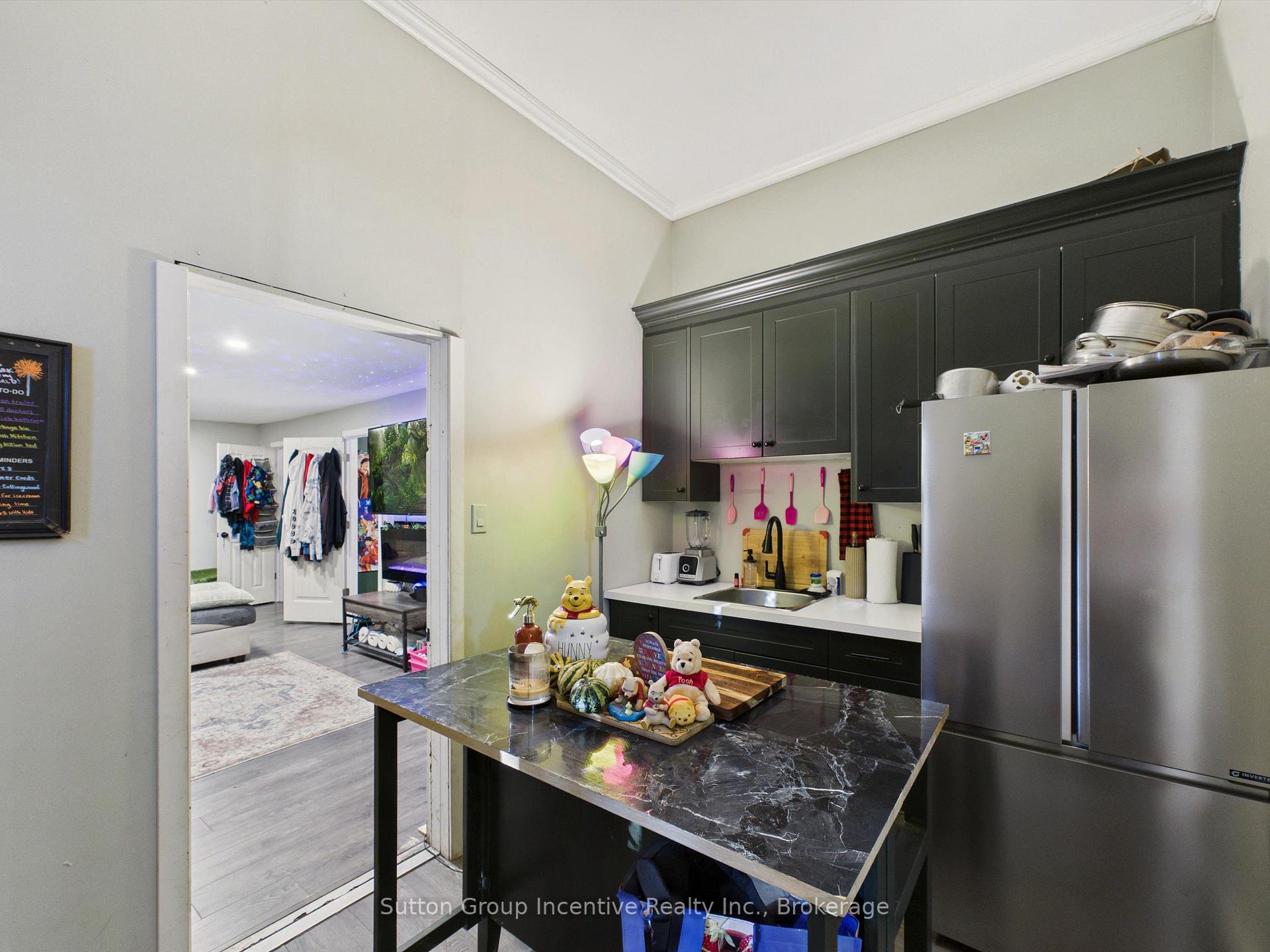 Photo 17 of 57 woodward Street, Bracebridge — HOMEH