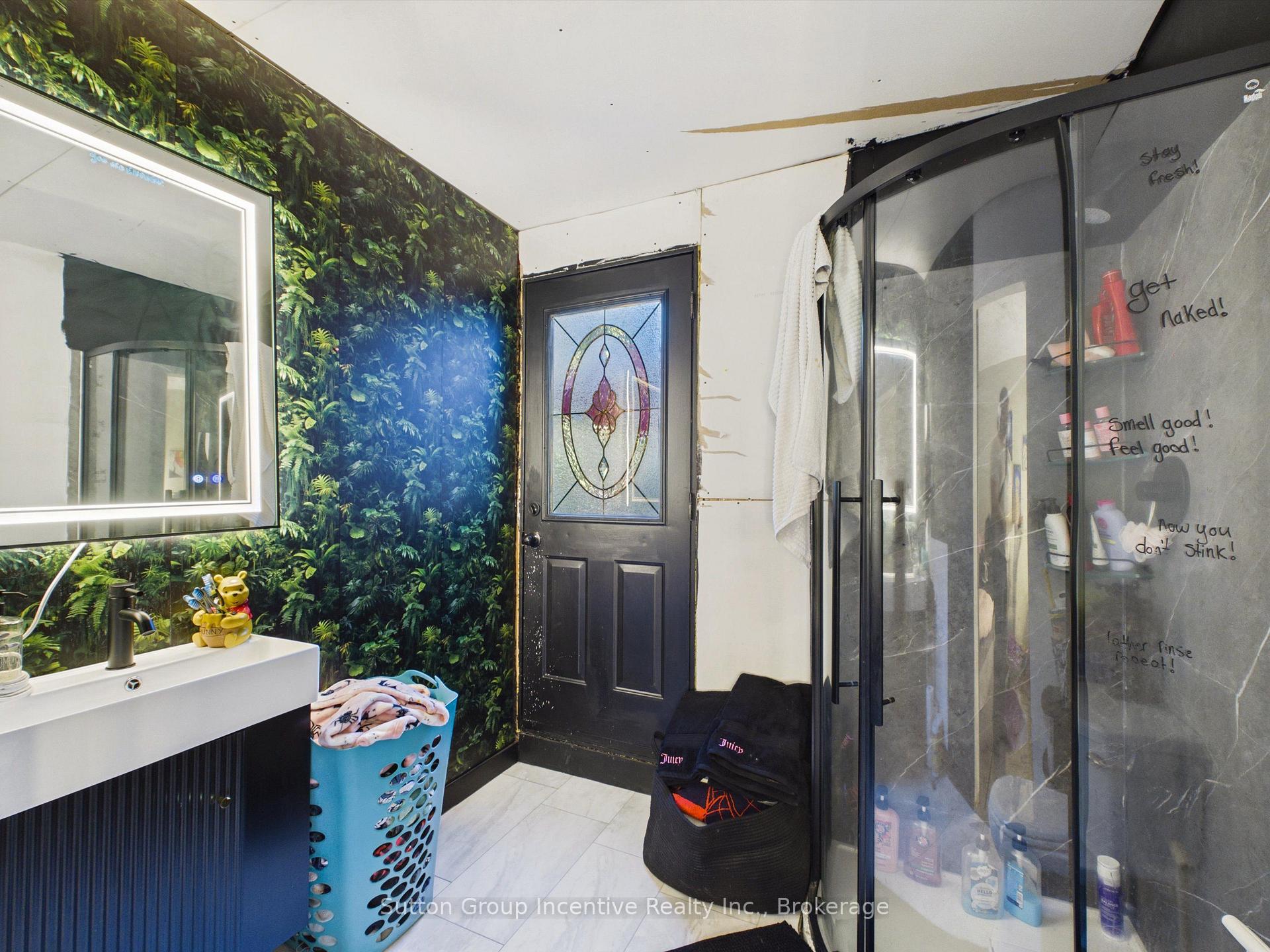 Photo 20 of 57 woodward Street, Bracebridge — HOMEH