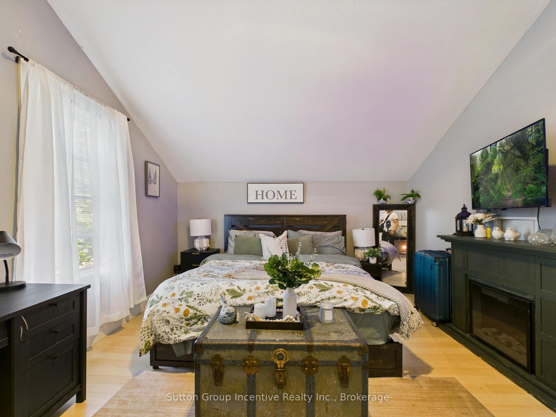 Photo 22 of 57 woodward Street, Bracebridge — HOMEH