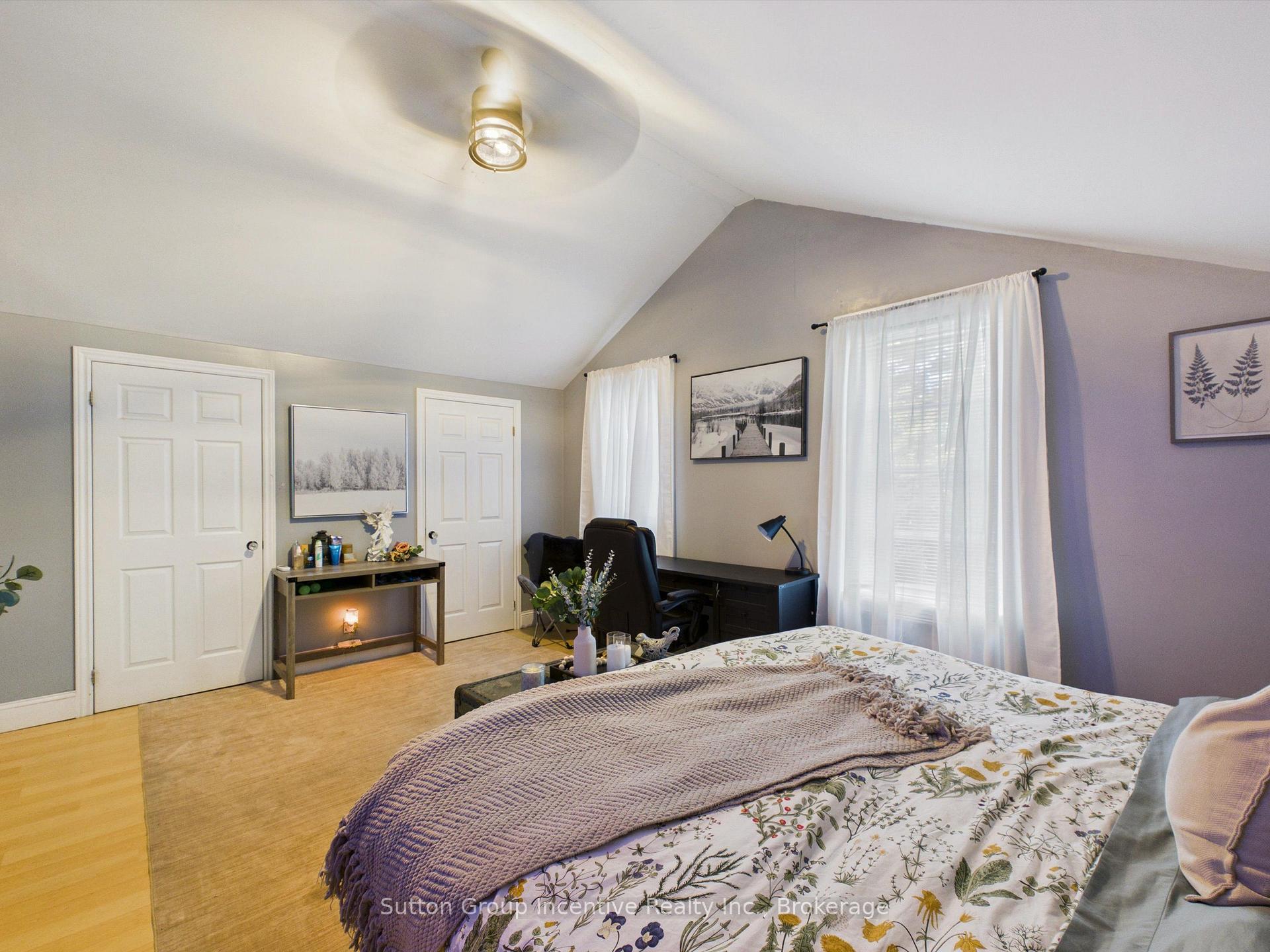Photo 23 of 57 woodward Street, Bracebridge — HOMEH