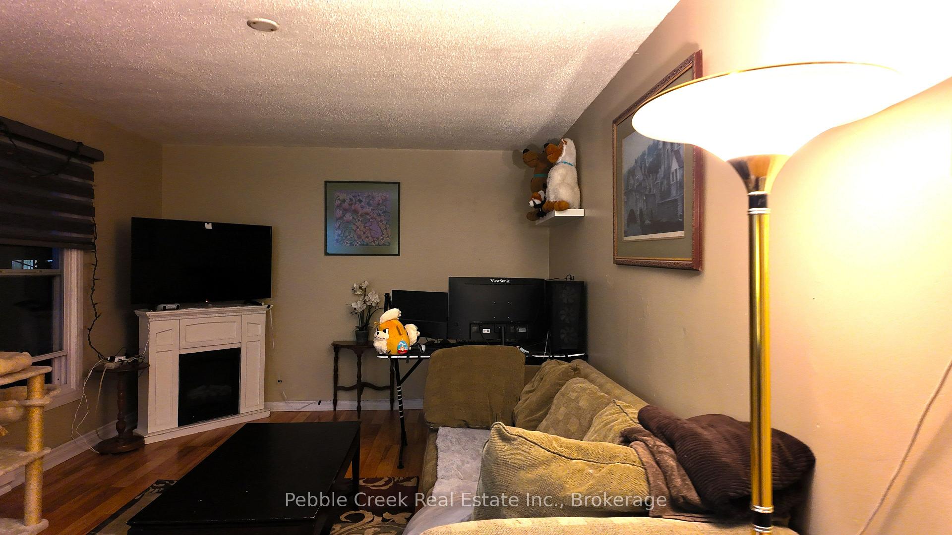 Photo 11 of Unit 30, 30 St Charles Place, Huron East, Vanastra — HOMEH
