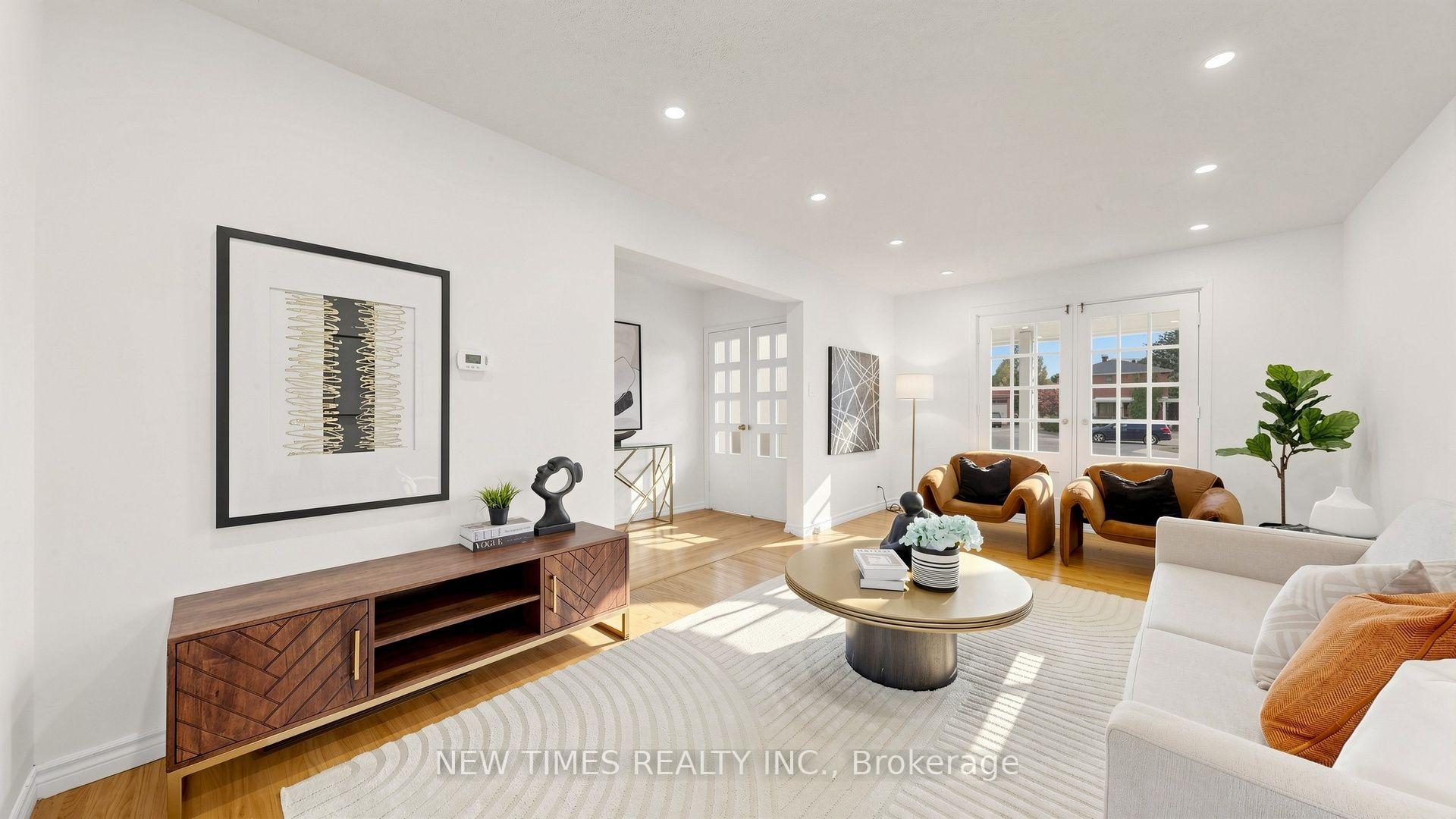 Photo 4 of 4 Ashstead Place, North York, Don Valley Village — HOMEH