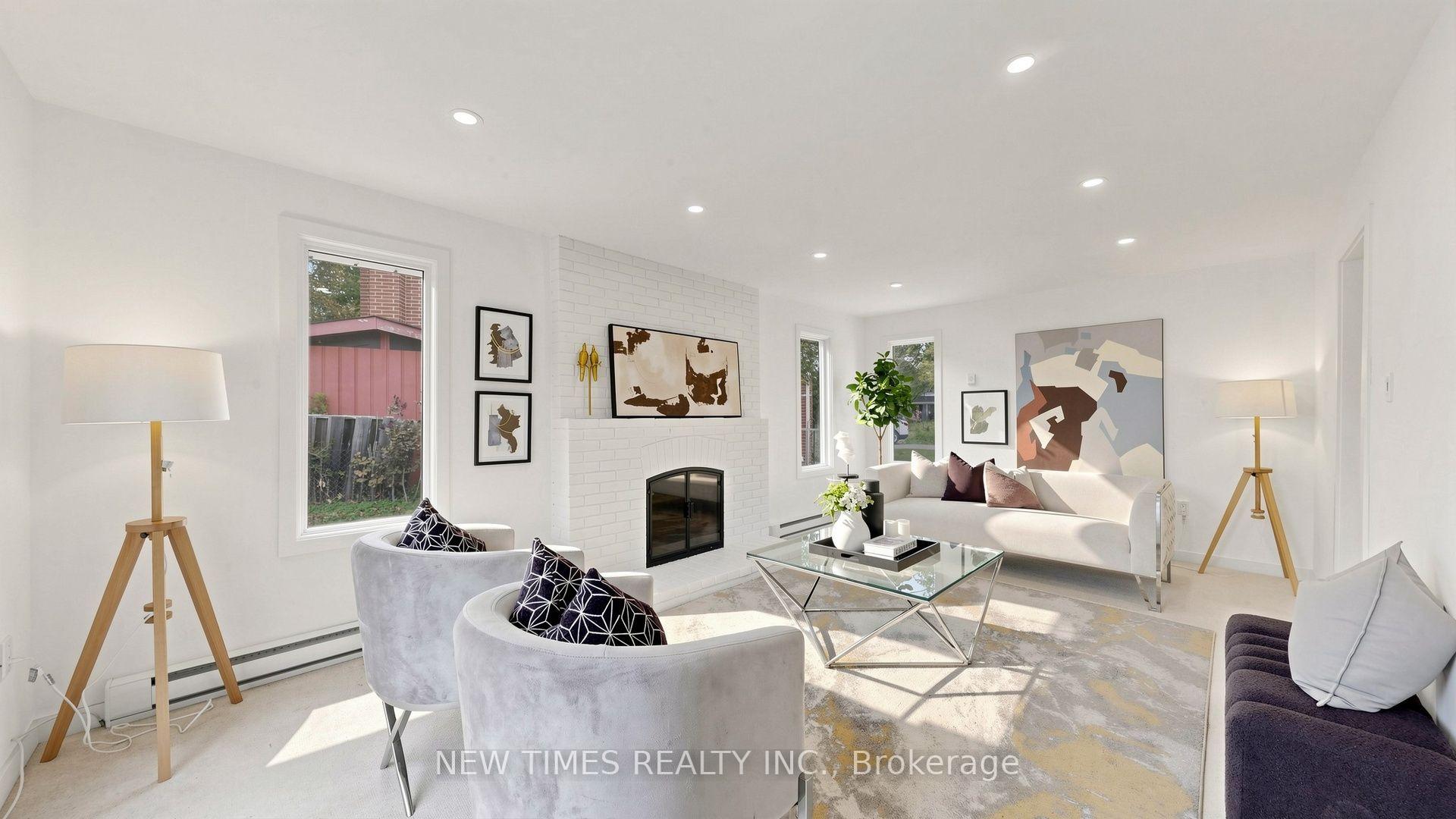 Photo 11 of 4 Ashstead Place, North York, Don Valley Village — HOMEH