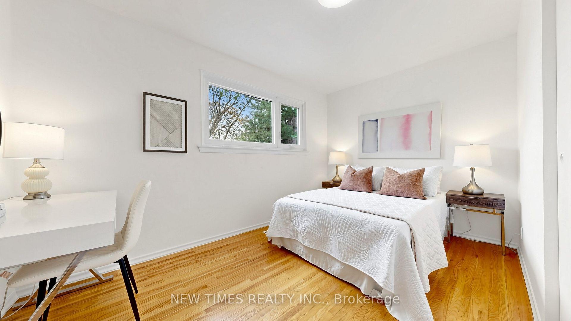 Photo 28 of 4 Ashstead Place, North York, Don Valley Village — HOMEH
