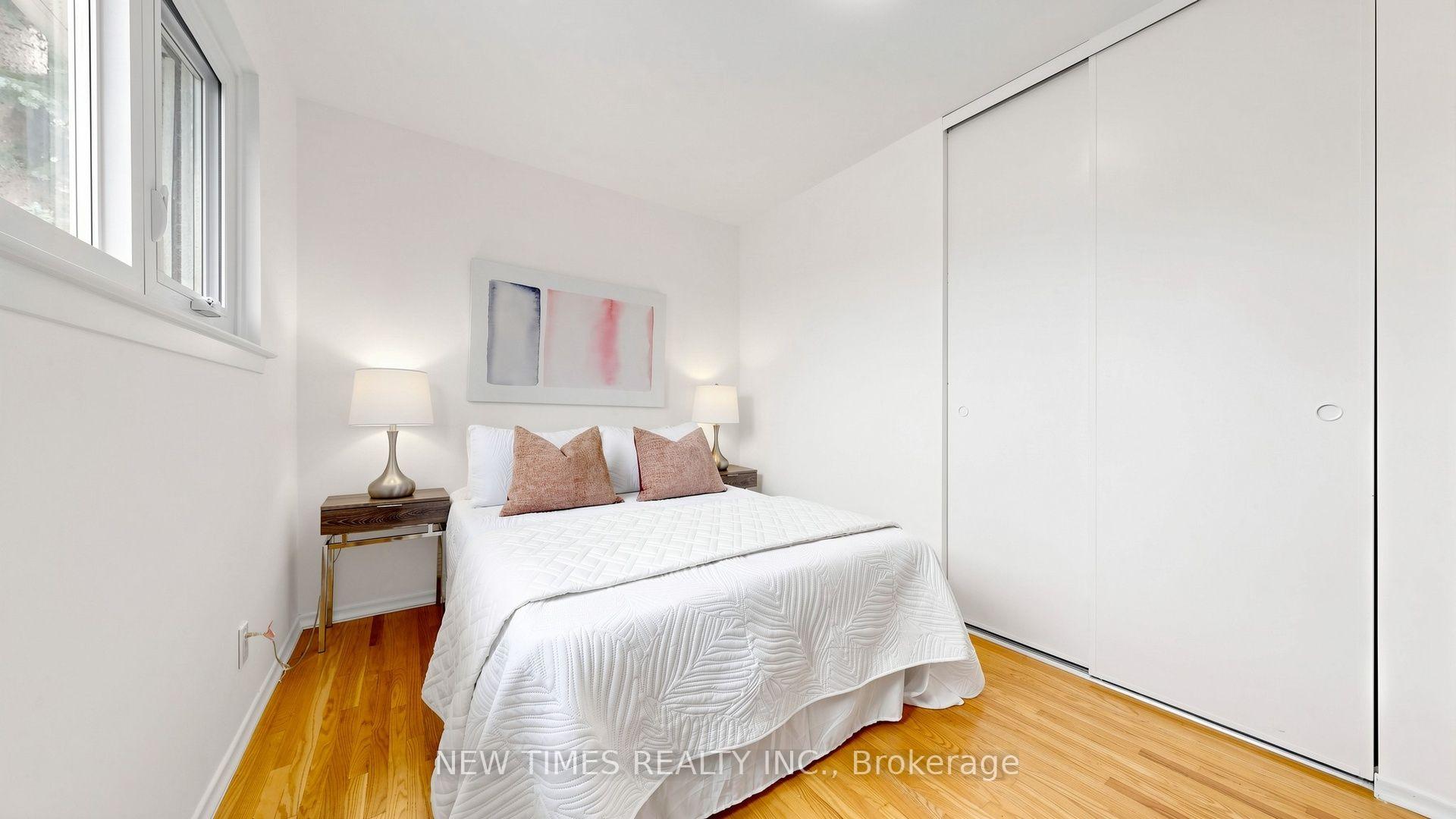 Photo 29 of 4 Ashstead Place, North York, Don Valley Village — HOMEH