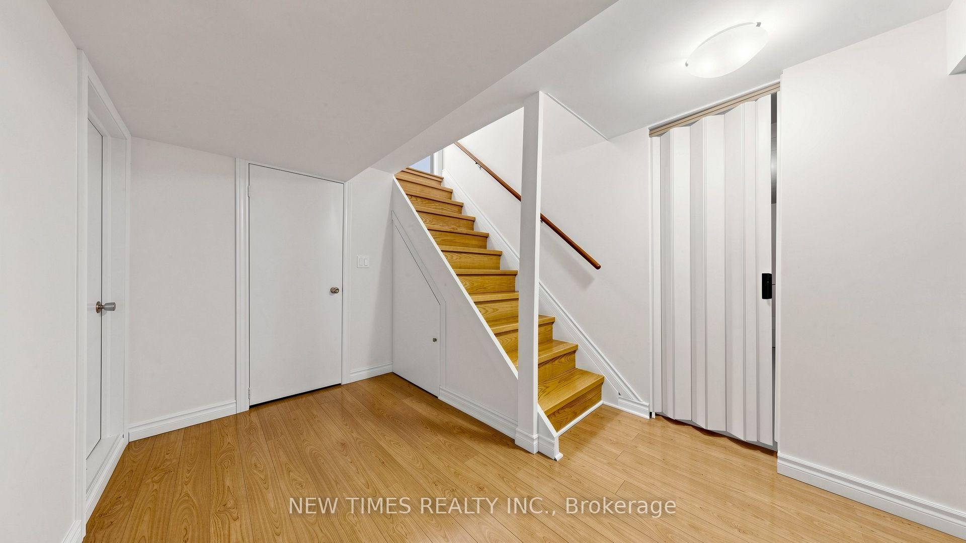 Photo 35 of 4 Ashstead Place, North York, Don Valley Village — HOMEH