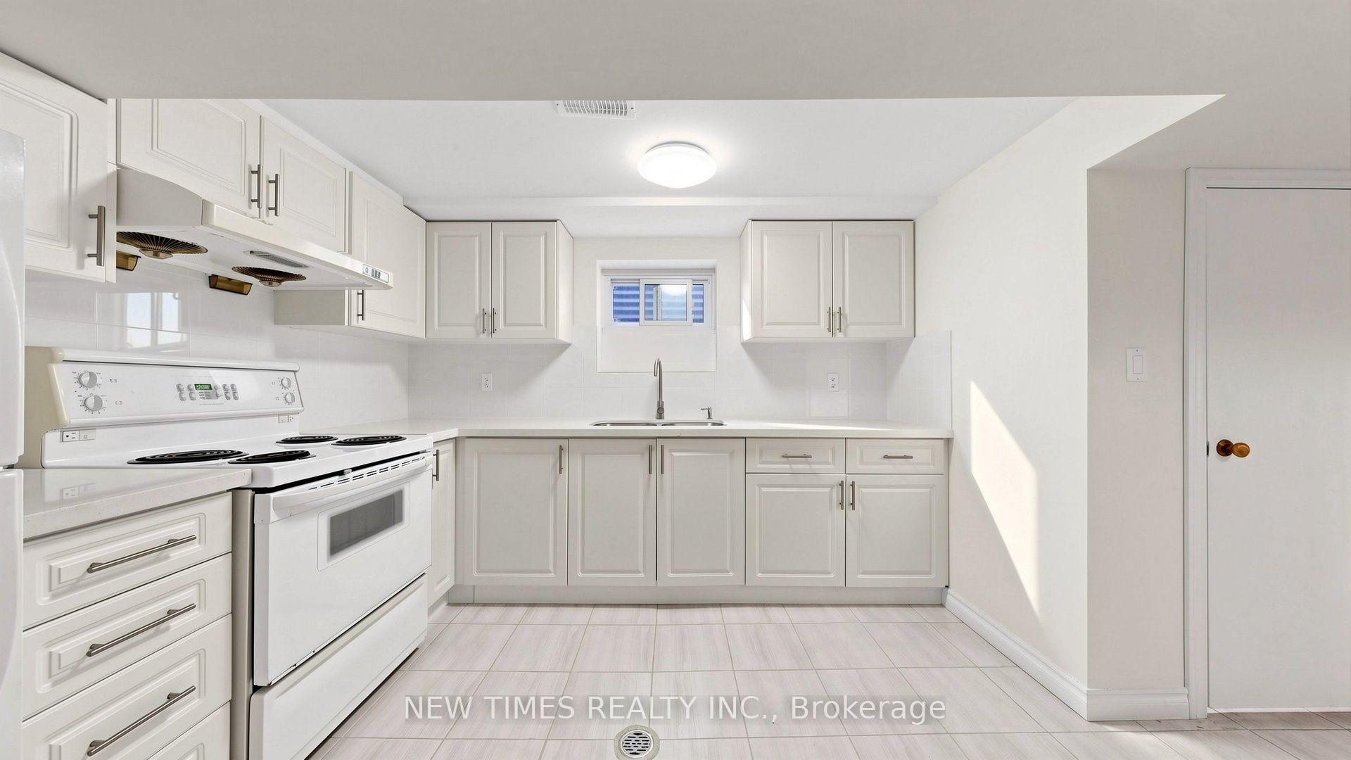 Photo 39 of 4 Ashstead Place, North York, Don Valley Village — HOMEH