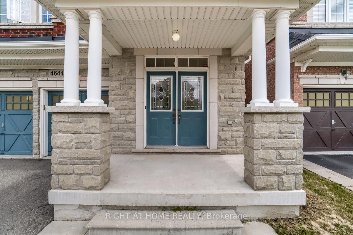 Photo 3 of 4644 Doug Wright Drive, Burlington, Alton — HOMEH