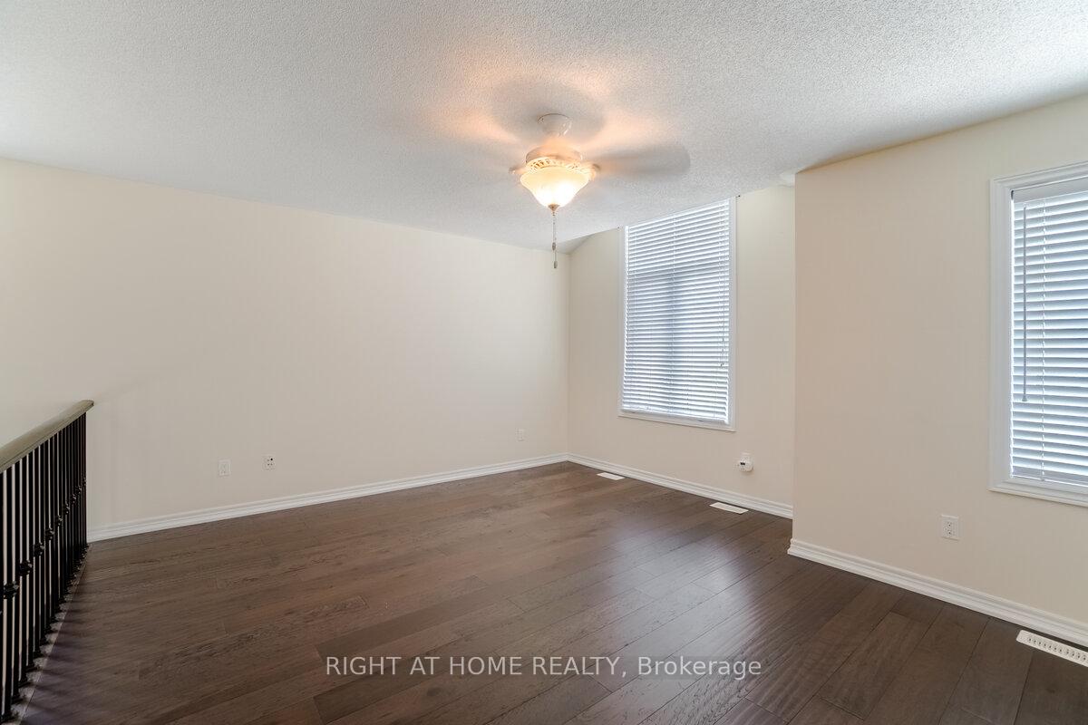 Photo 18 of 4644 Doug Wright Drive, Burlington, Alton — HOMEH