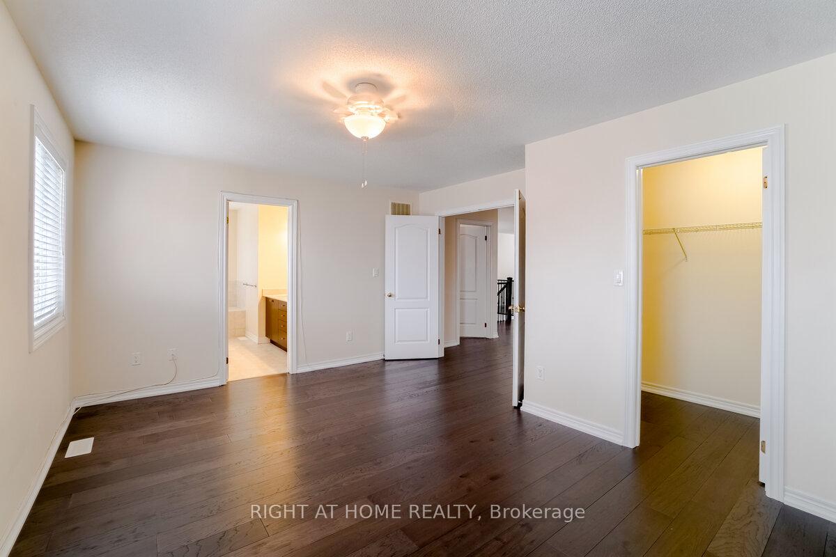 Photo 22 of 4644 Doug Wright Drive, Burlington, Alton — HOMEH