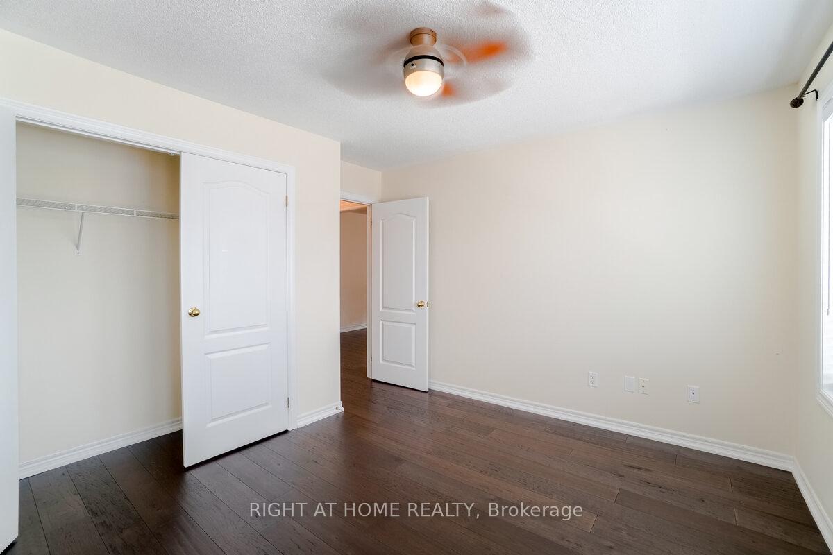 Photo 26 of 4644 Doug Wright Drive, Burlington, Alton — HOMEH