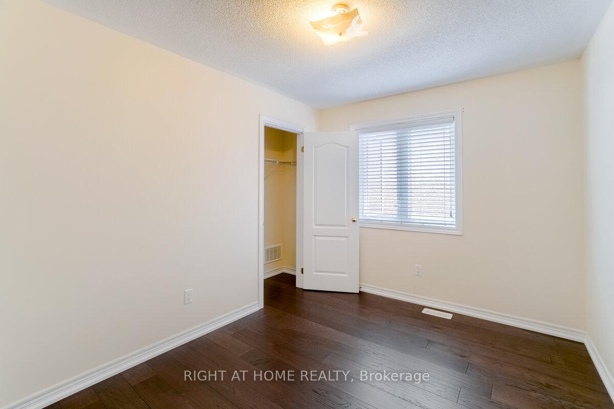 Photo 27 of 4644 Doug Wright Drive, Burlington, Alton — HOMEH