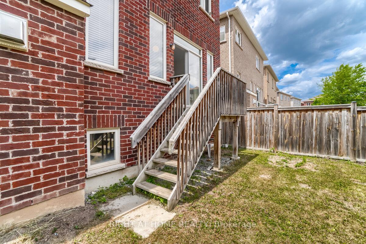 Photo 36 of 4644 Doug Wright Drive, Burlington, Alton — HOMEH