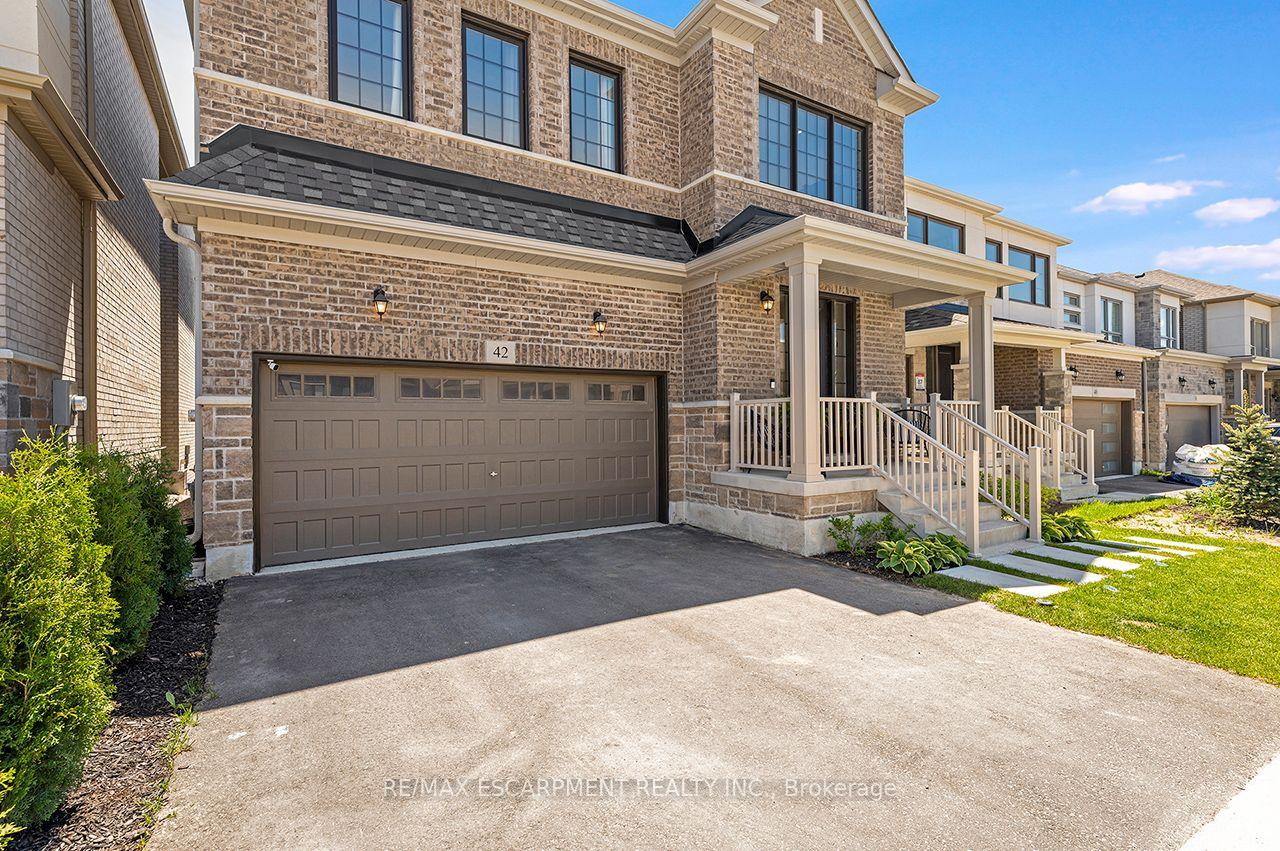Photo 2 of 42 Shepherd Drive, Barrie, Rural Barrie Southeast — HOMEH