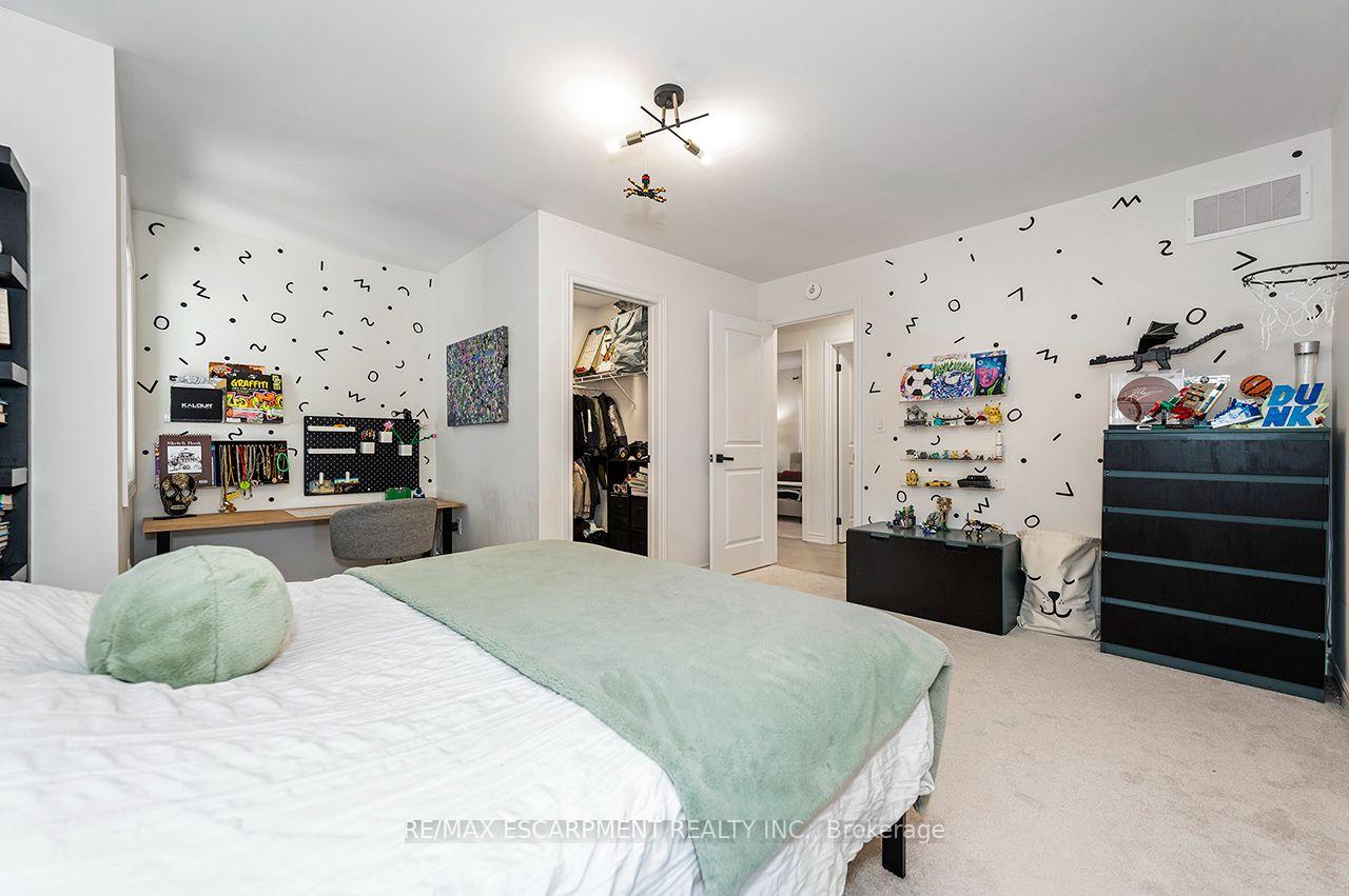 Photo 37 of 42 Shepherd Drive, Barrie, Rural Barrie Southeast — HOMEH