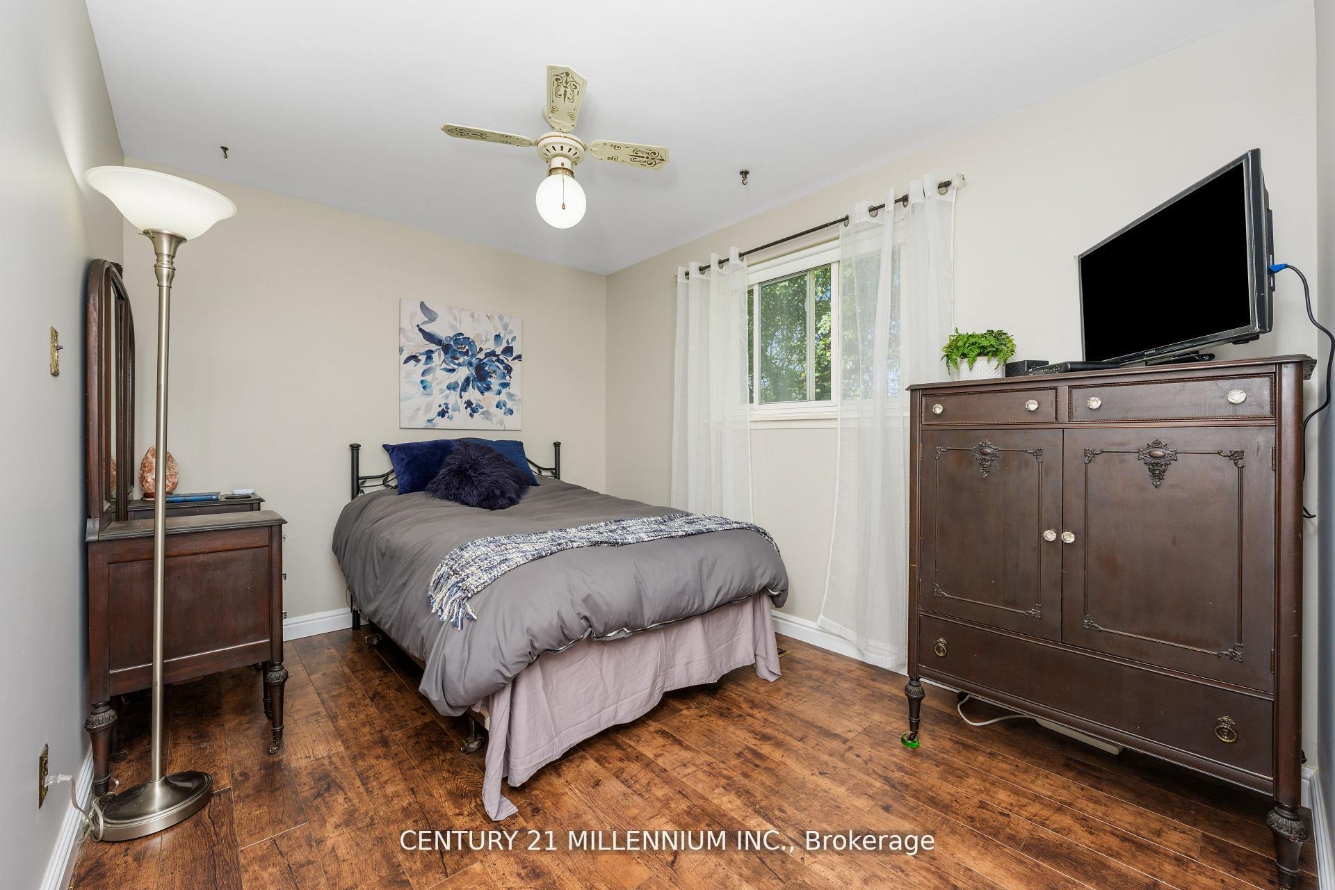 Photo 14 of 20 Dunblaine Crescent, Brampton, Southgate — HOMEH