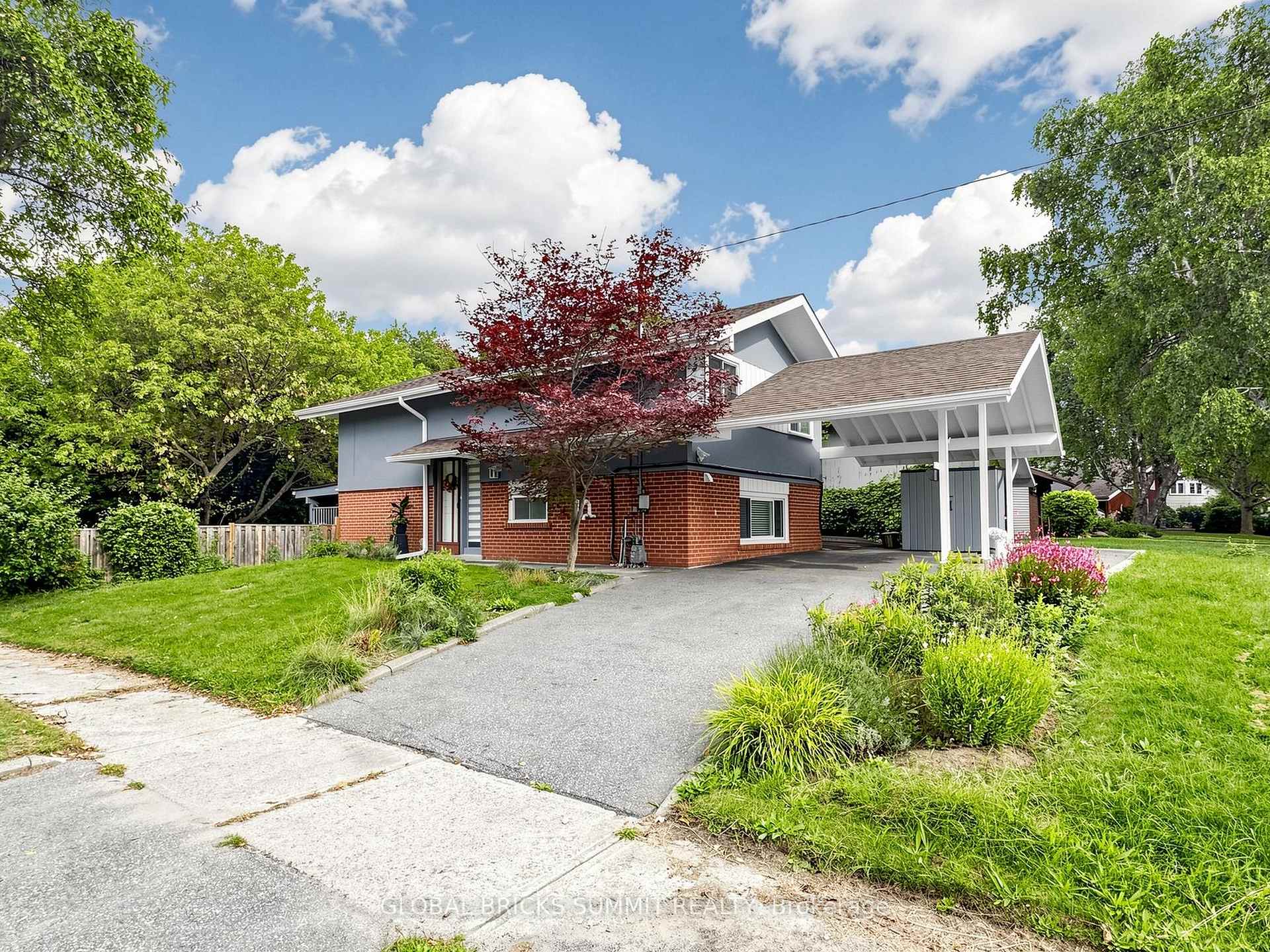 Photo 3 of 17 Amboy Road, Scarborough, Morningside — HOMEH