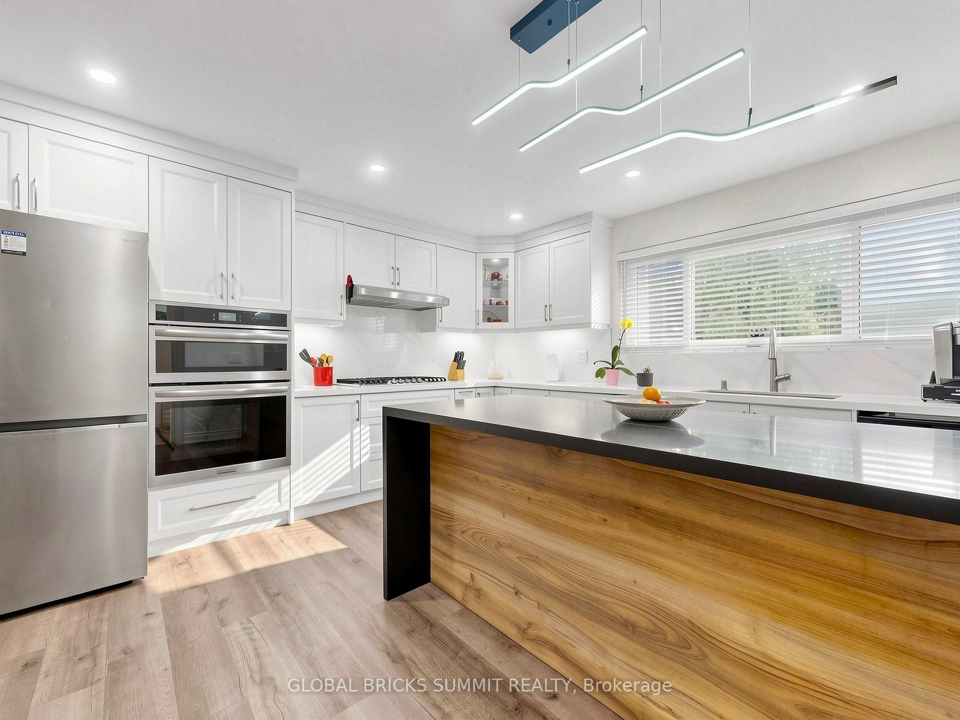 Photo 21 of 17 Amboy Road, Scarborough, Morningside — HOMEH