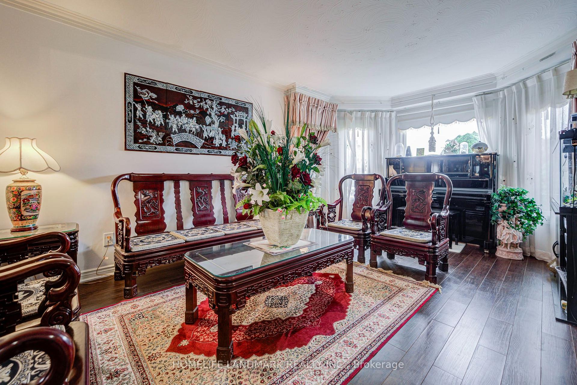 Photo 7 of 48 Purcell Square, Scarborough, Steeles — HOMEH
