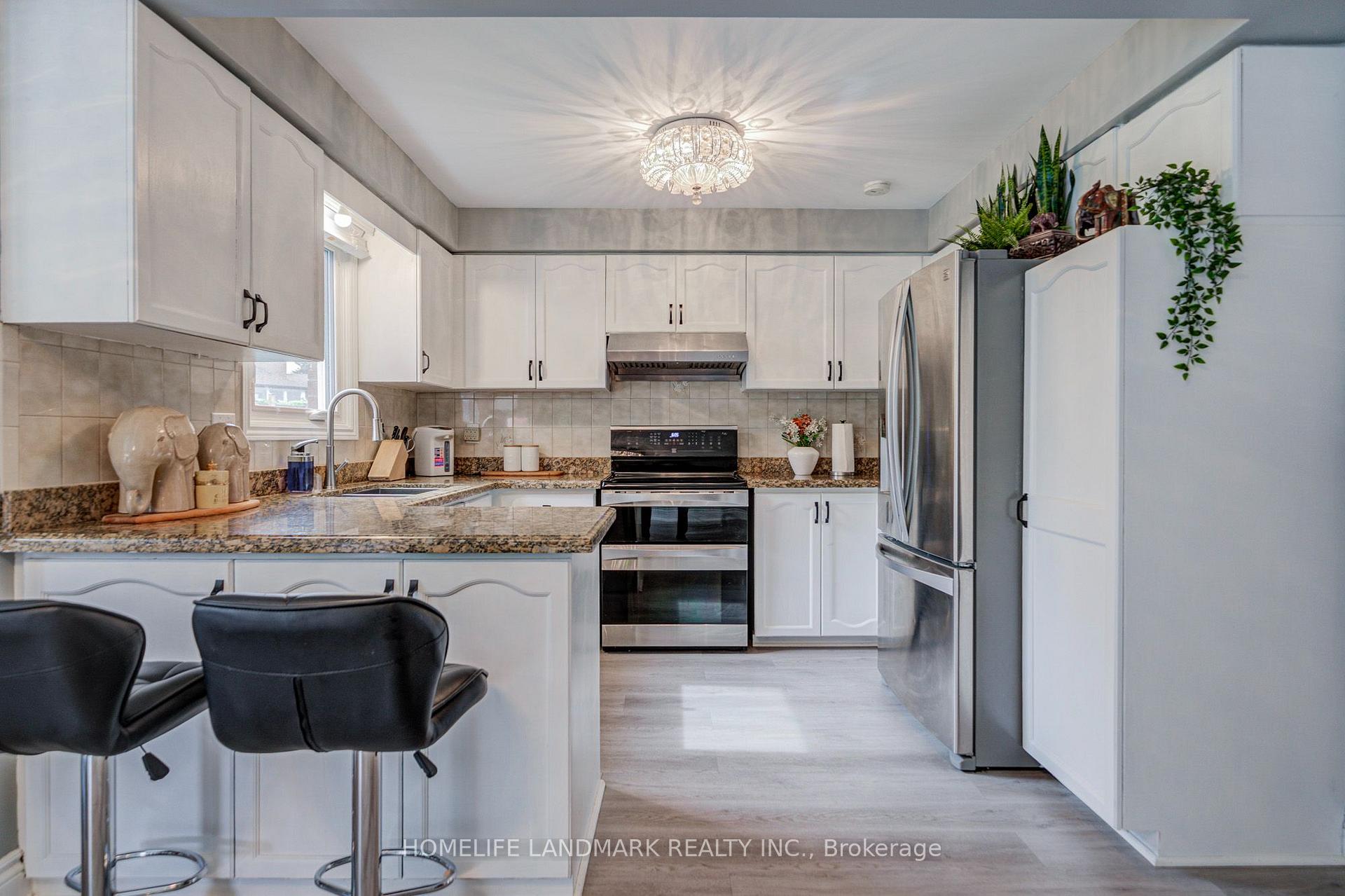 Photo 15 of 48 Purcell Square, Scarborough, Steeles — HOMEH