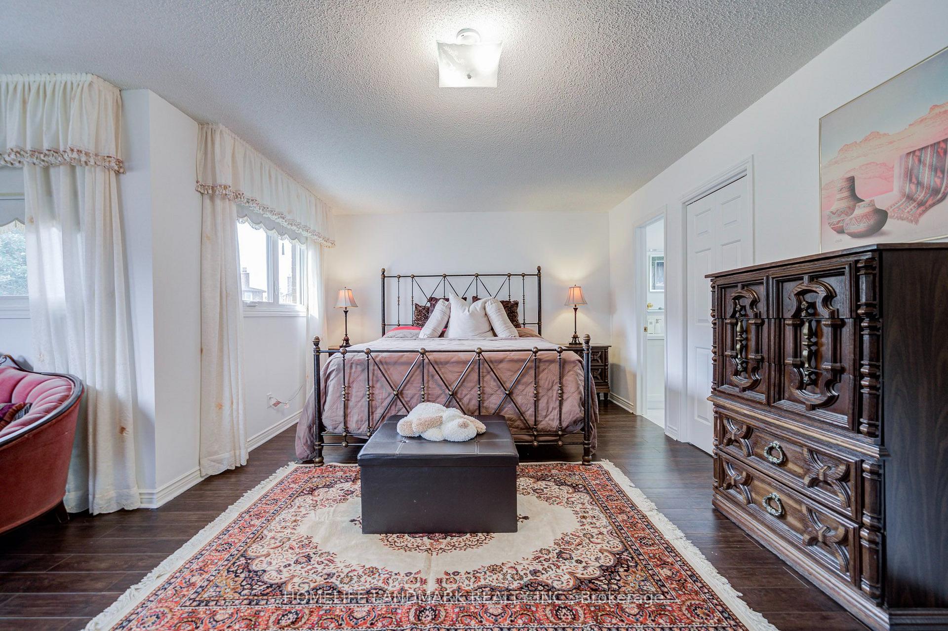 Photo 27 of 48 Purcell Square, Scarborough, Steeles — HOMEH