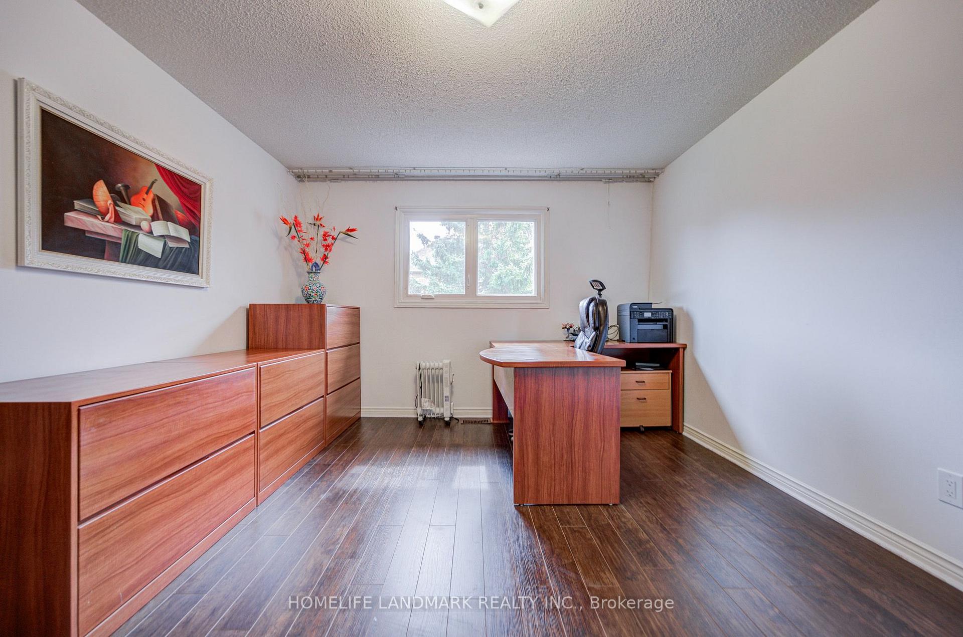 Photo 31 of 48 Purcell Square, Scarborough, Steeles — HOMEH