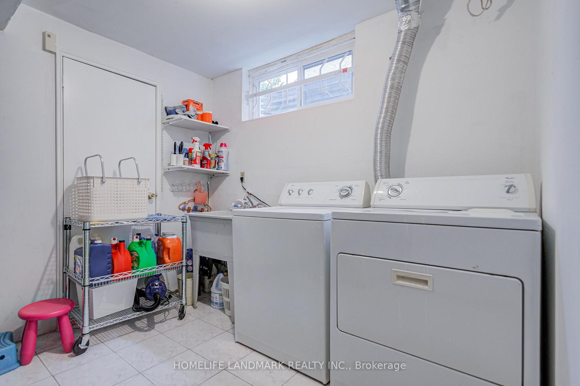 Photo 40 of 48 Purcell Square, Scarborough, Steeles — HOMEH