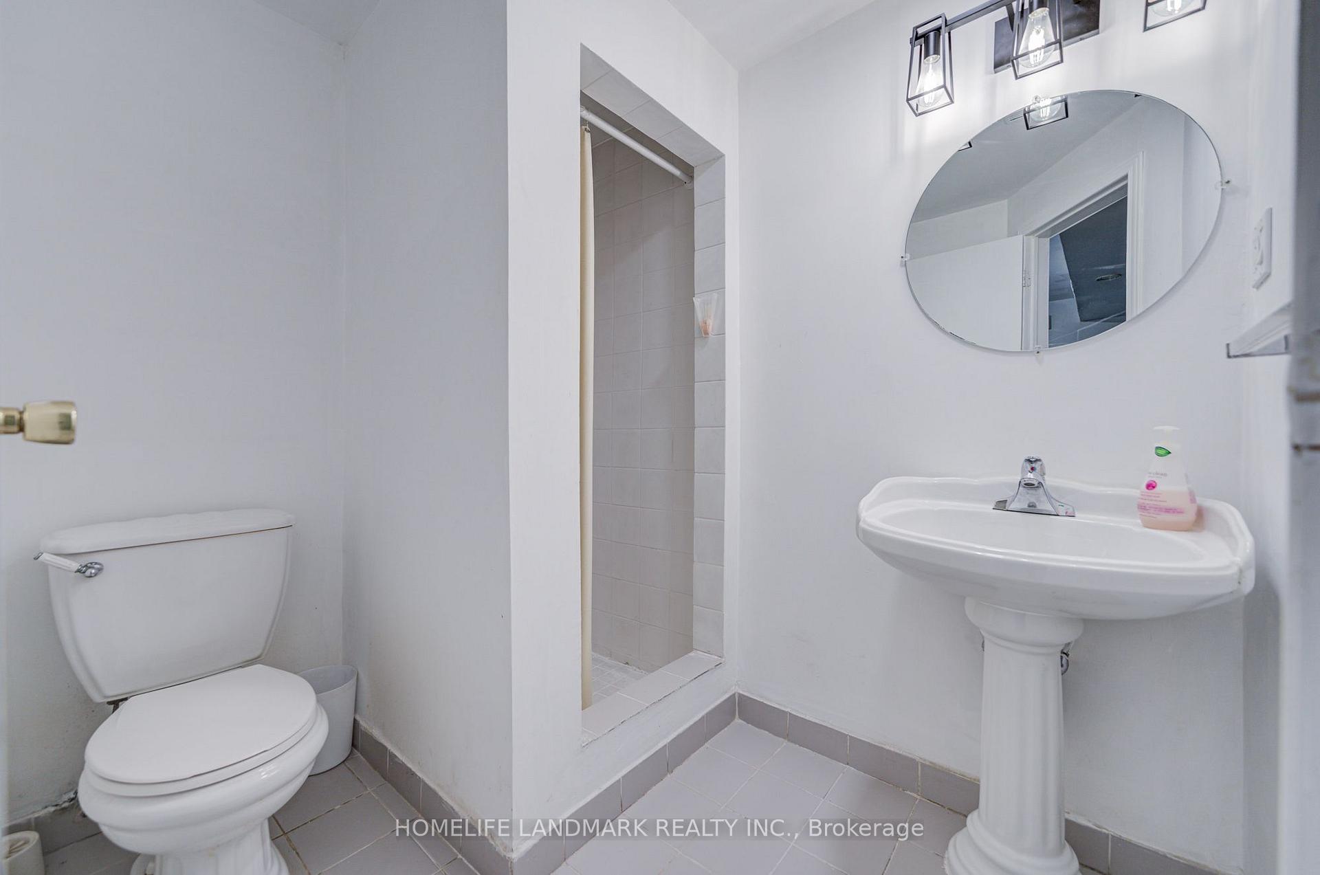 Photo 41 of 48 Purcell Square, Scarborough, Steeles — HOMEH