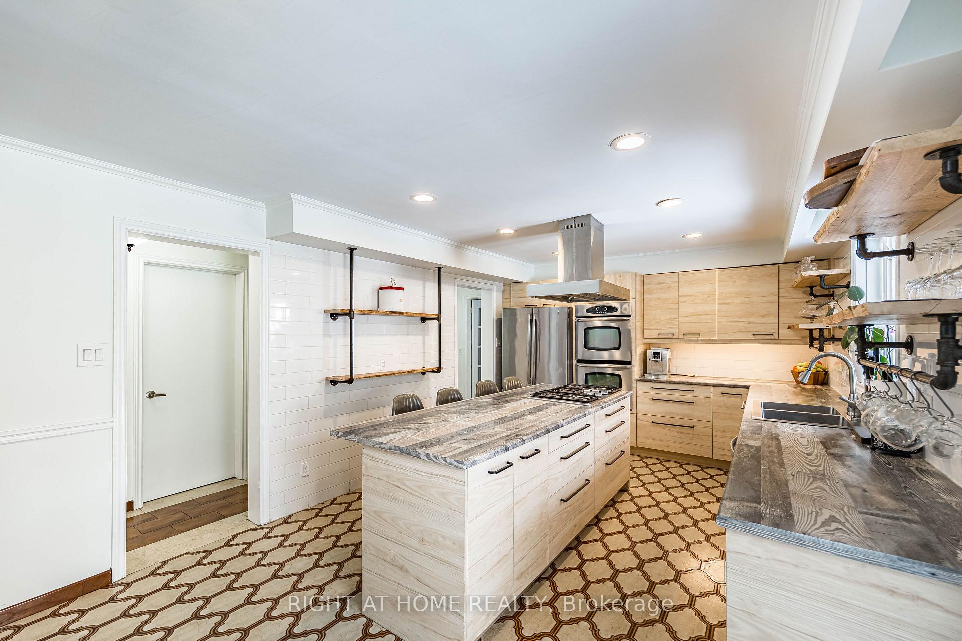 Photo 15 of 2123 Gordon Drive, Mississauga, Cooksville — HOMEH