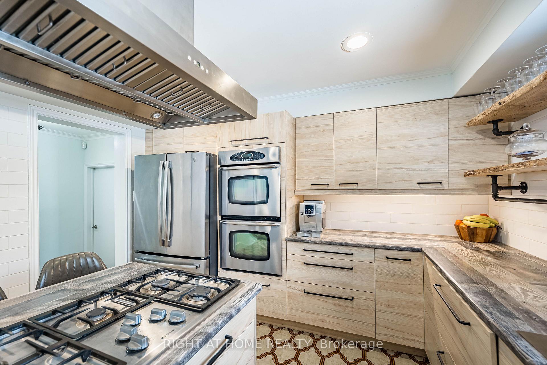 Photo 19 of 2123 Gordon Drive, Mississauga, Cooksville — HOMEH