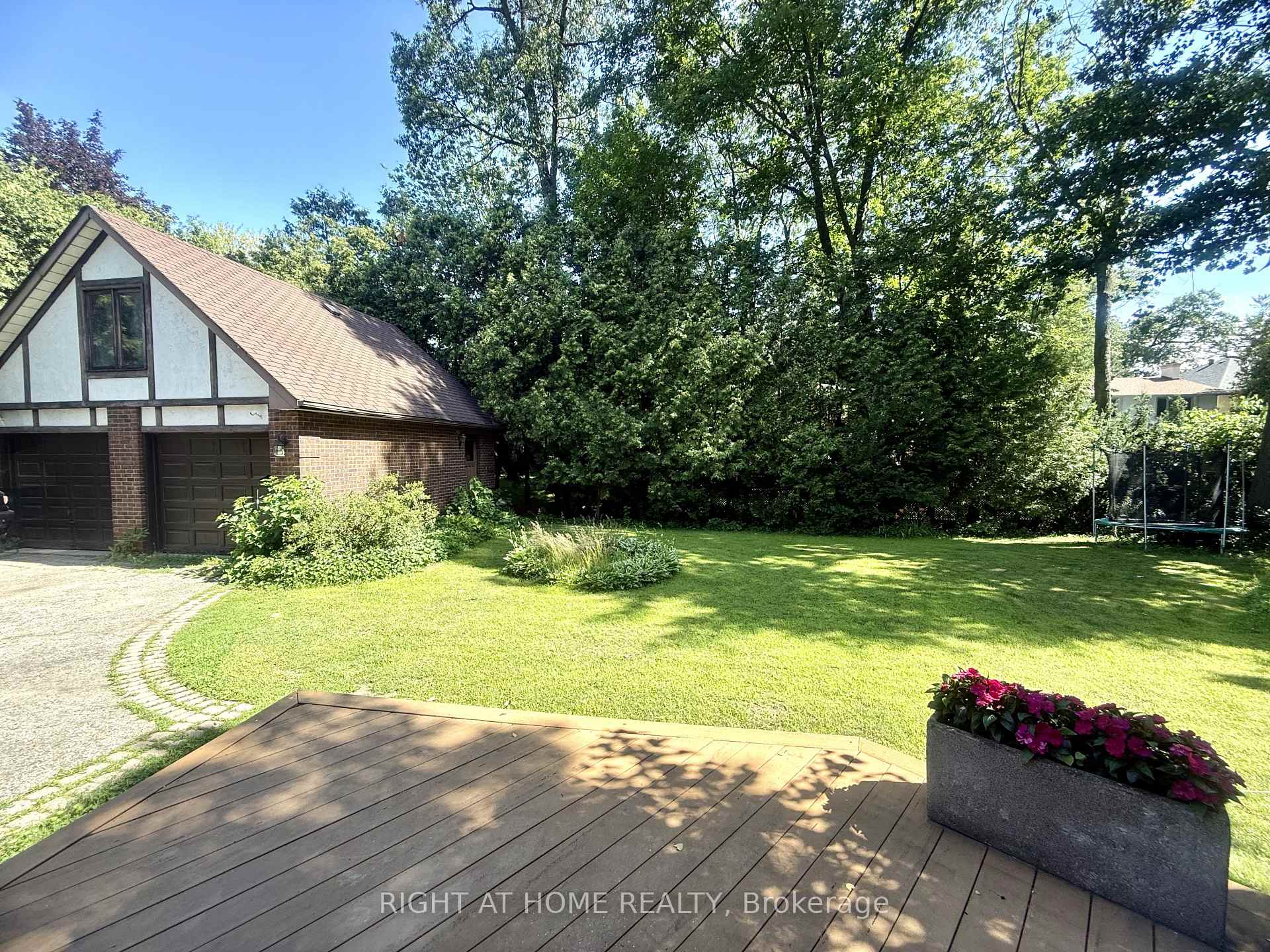 Photo 39 of 2123 Gordon Drive, Mississauga, Cooksville — HOMEH