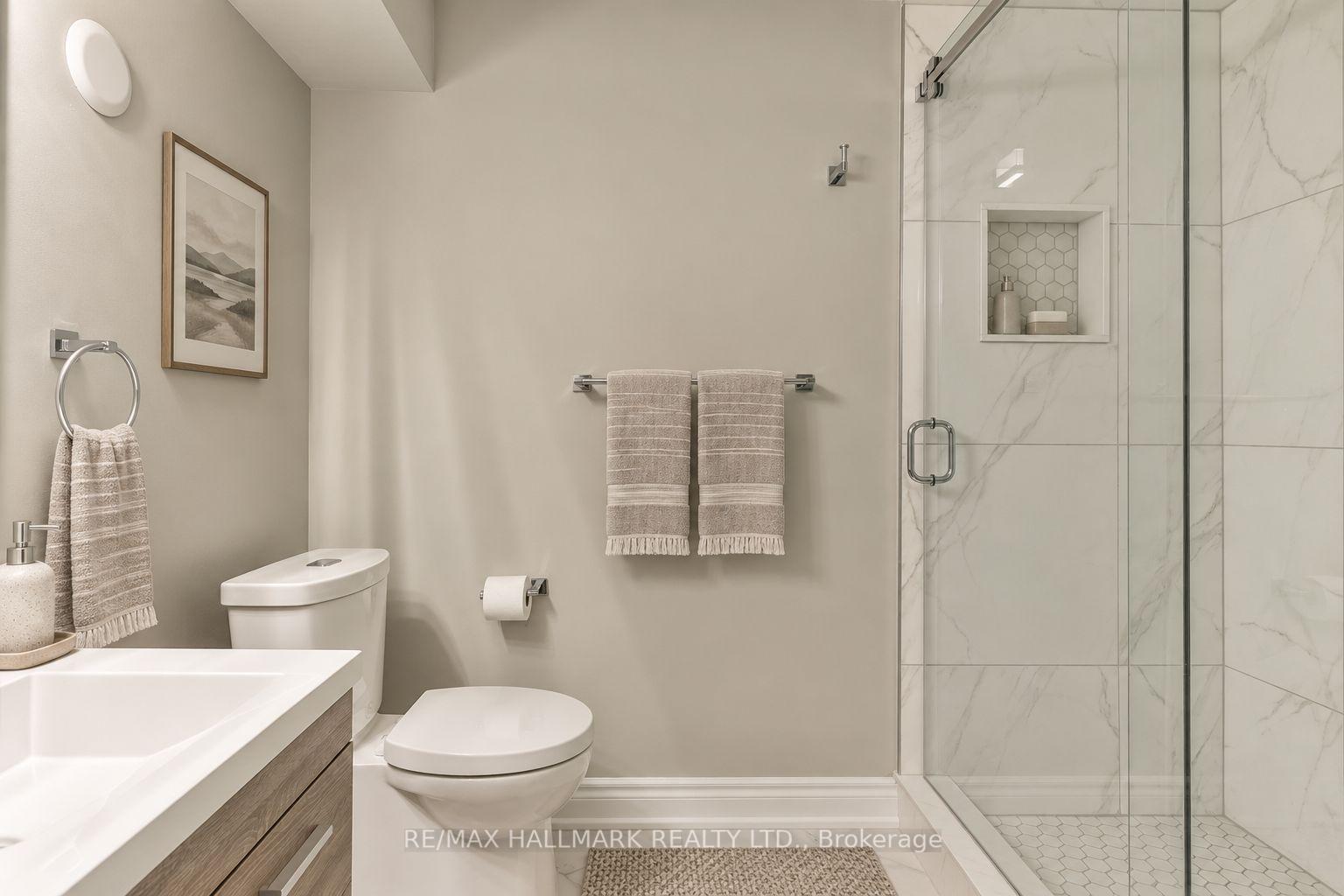 Photo 12 of Unit Lower, 18 Aldenham Crescent, North York, Parkwoods-Donalda — HOMEH
