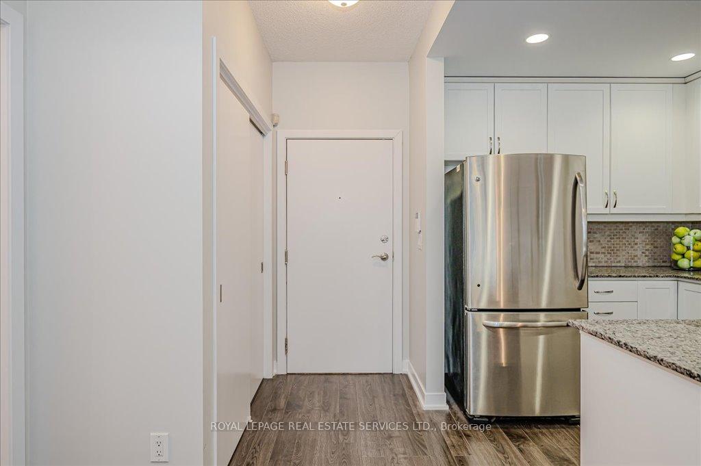 Photo 5 of Unit 615, 551 Maple Avenue, Burlington, Brant — HOMEH