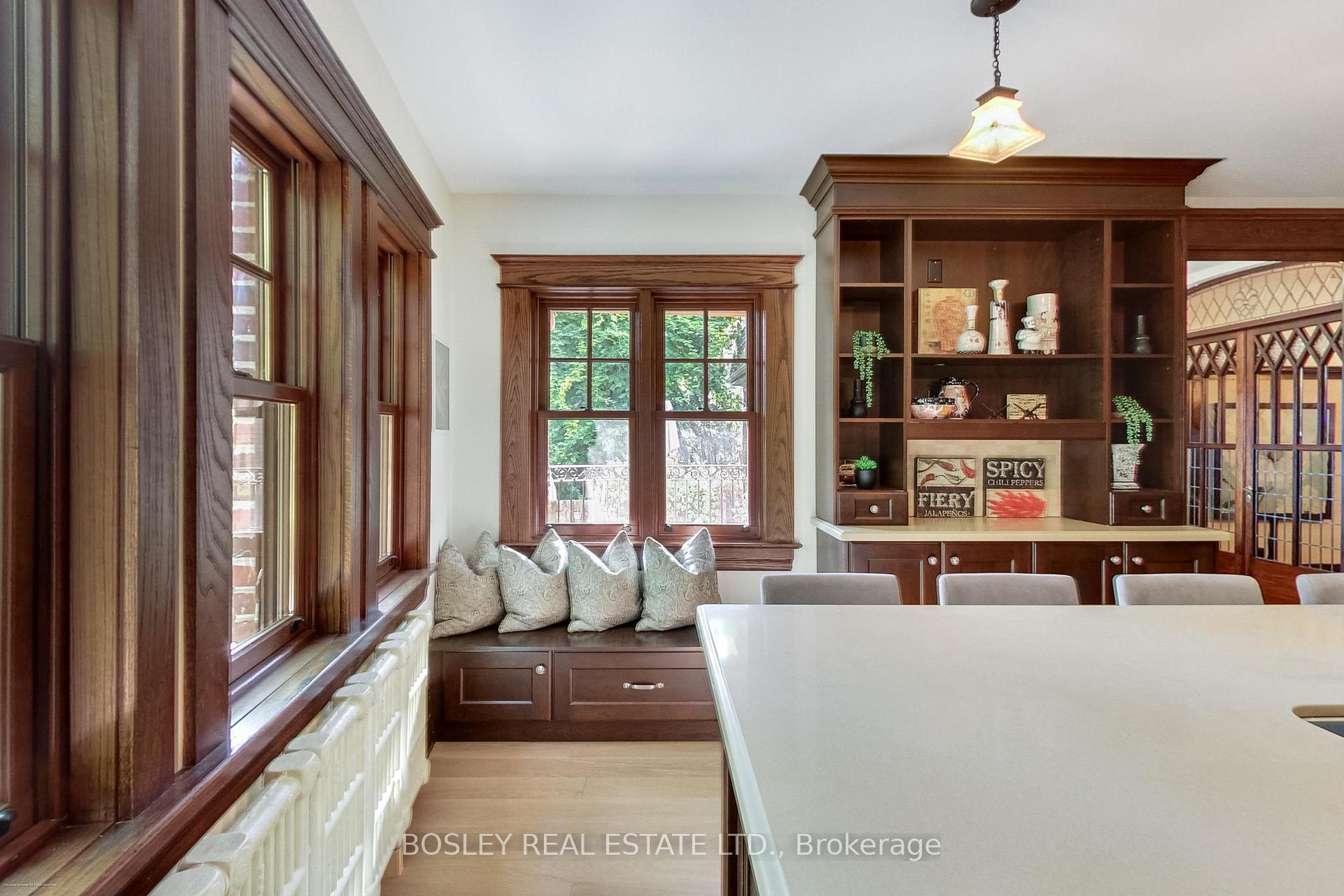 Photo 14 of 161 Westminster Avenue, Toronto, High Park-Swansea — HOMEH