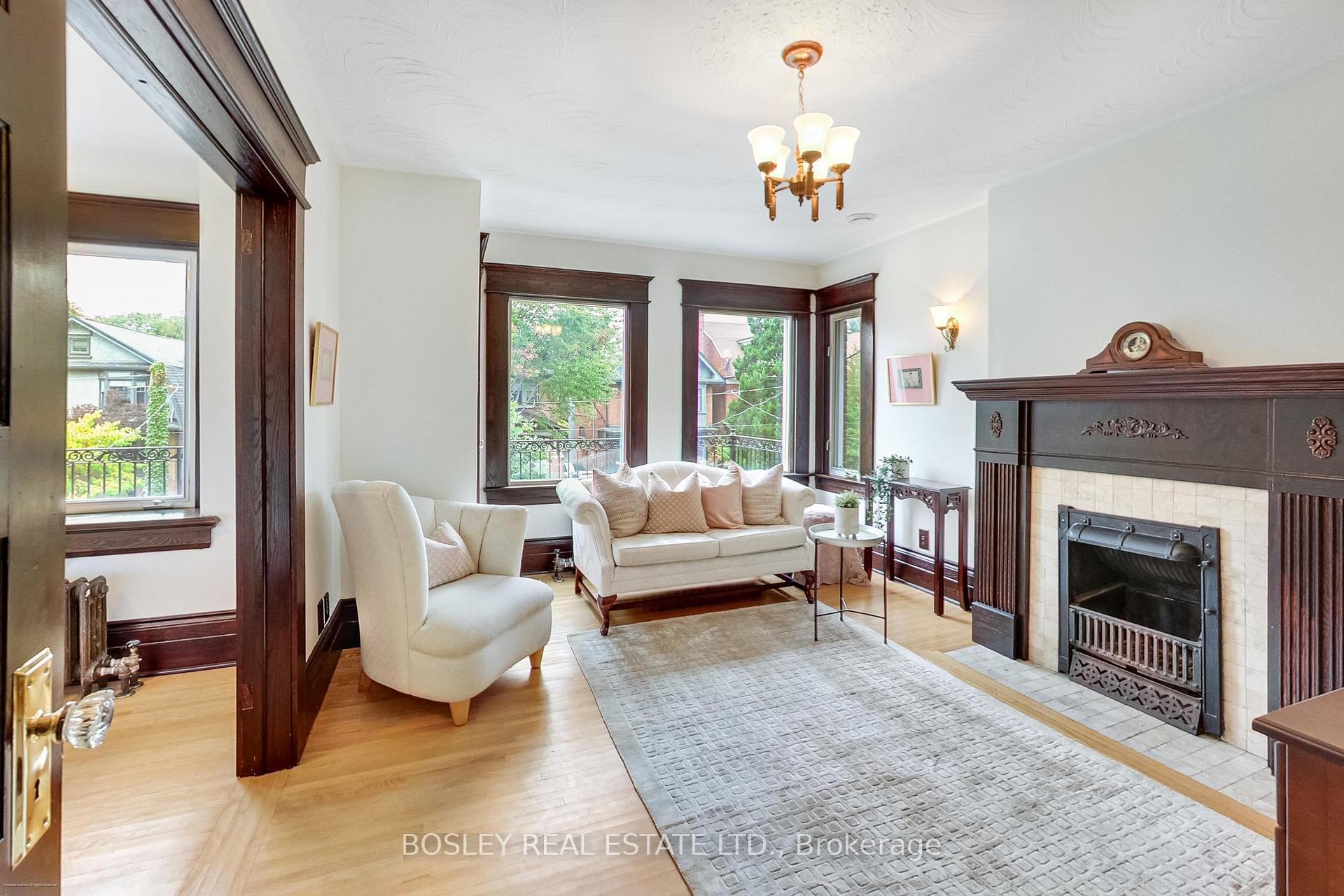 Photo 28 of 161 Westminster Avenue, Toronto, High Park-Swansea — HOMEH