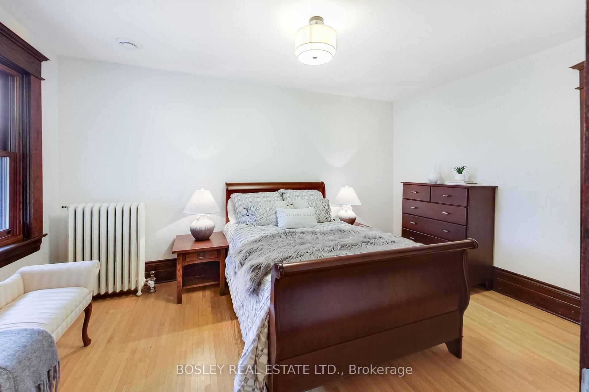 Photo 34 of 161 Westminster Avenue, Toronto, High Park-Swansea — HOMEH